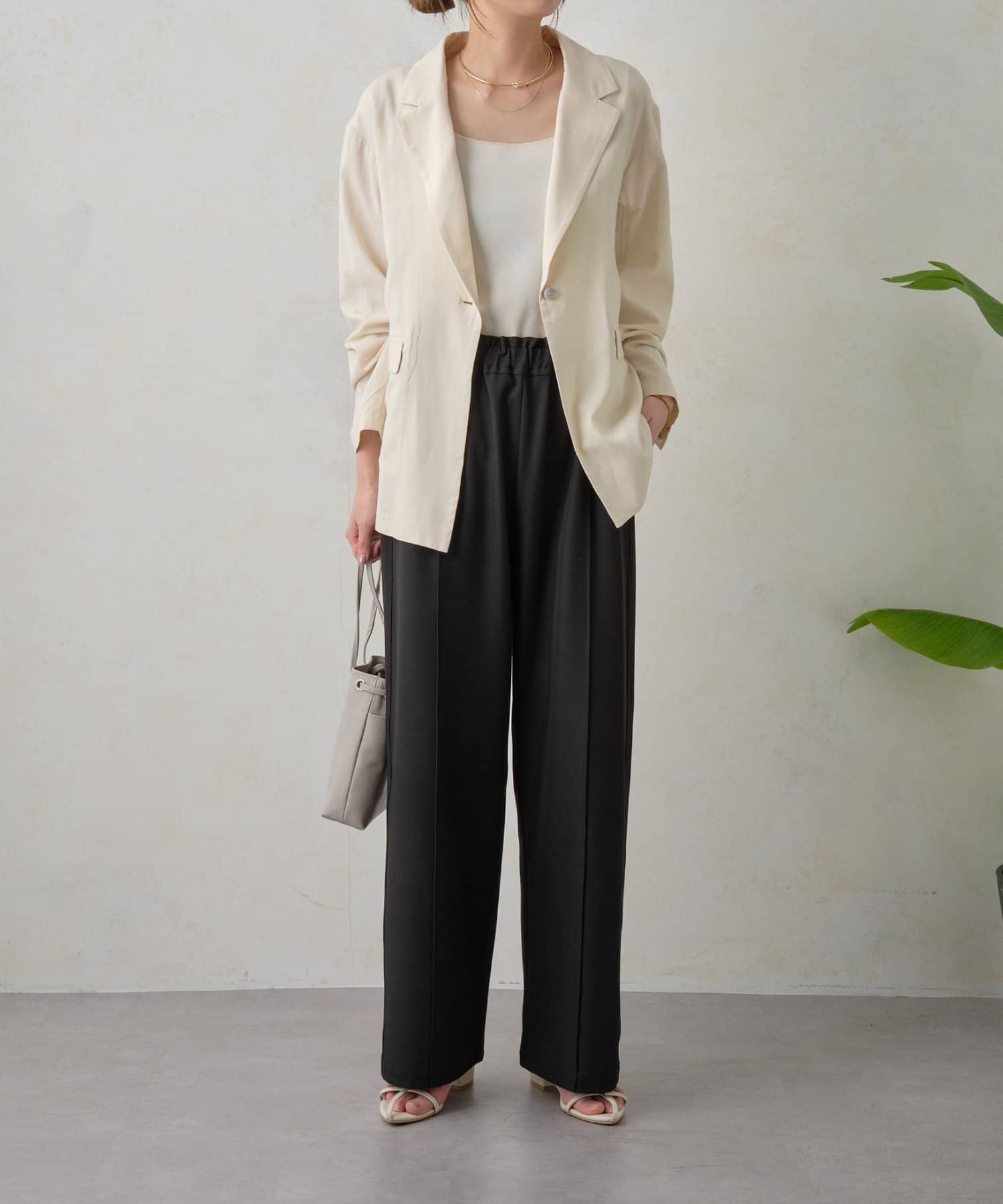 Jena　espace merveilleux(ジェナ　エスパスメルヴェイユ) 　【高身長パンツ】スタッズポケットイージーパンツ