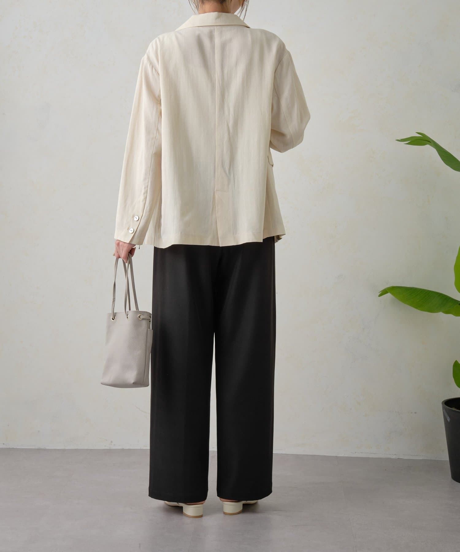 Jena　espace merveilleux(ジェナ　エスパスメルヴェイユ) 　【高身長パンツ】スタッズポケットイージーパンツ