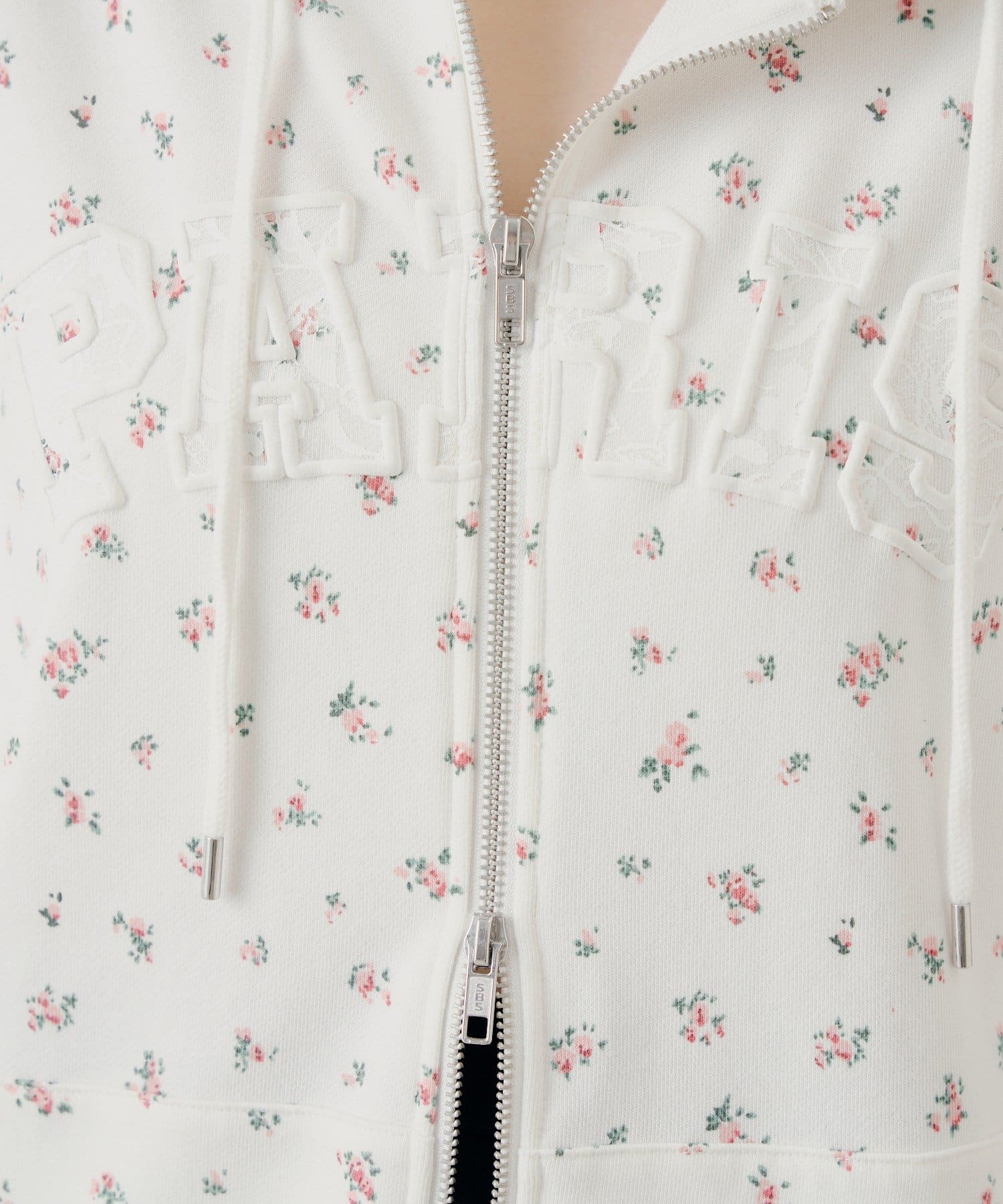 Chico(チコ) レースロゴルーズパーカー