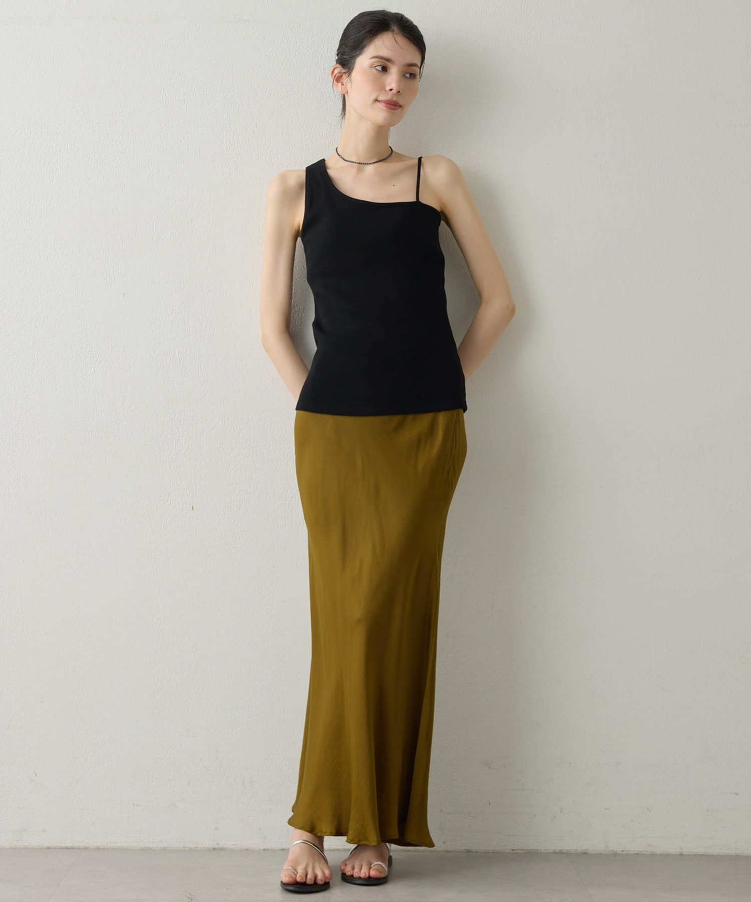 Whim Gazette(ウィム ガゼット) 【Drawing Numbers】パッド付きアシメタンク