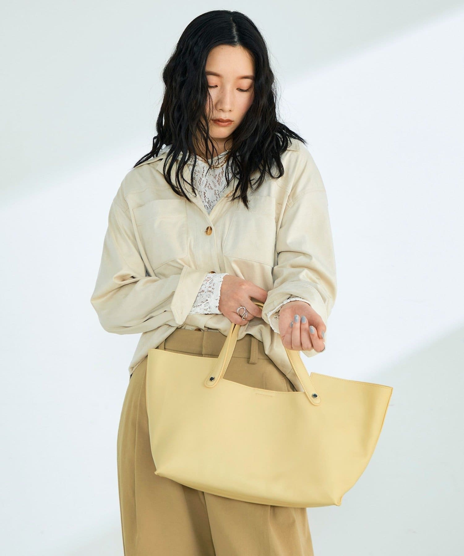 FREDY & GLOSTER(フレディ アンド グロスター) 横長2ハンドルトートバッグ ポーチ付