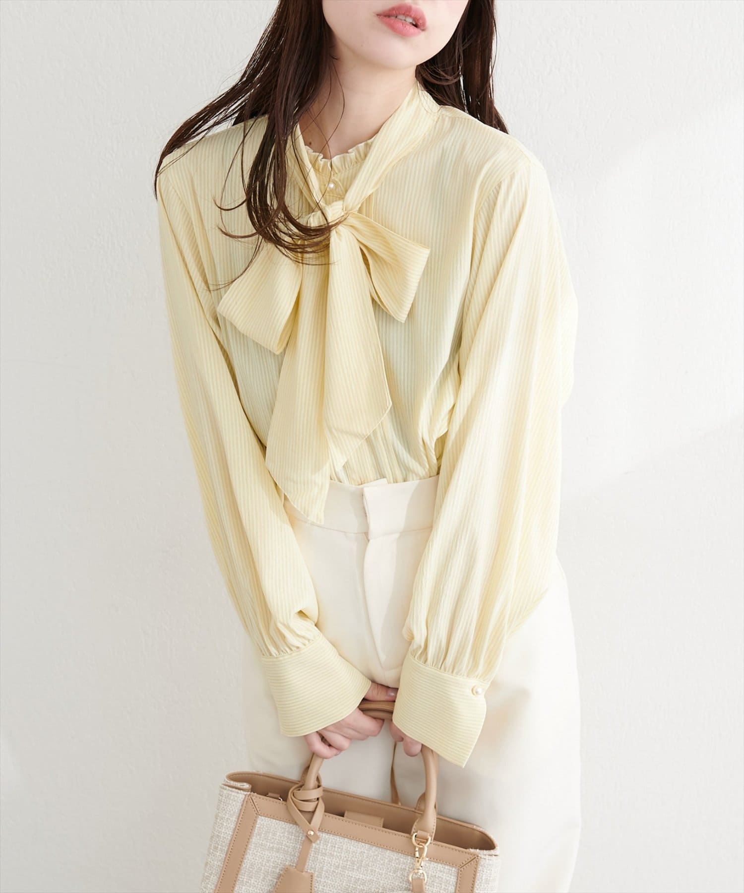 natural couture(ナチュラルクチュール) プチハイフリルブラウス