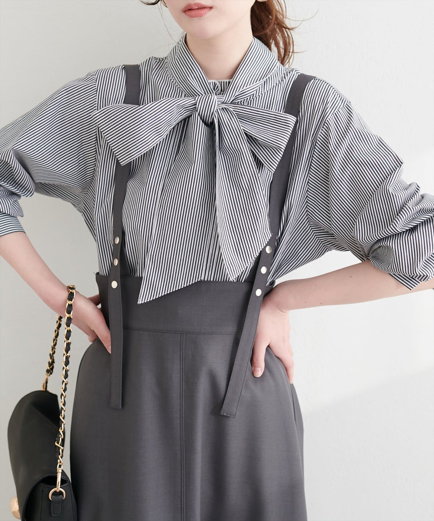 natural couture(ナチュラルクチュール) プチハイフリルブラウス