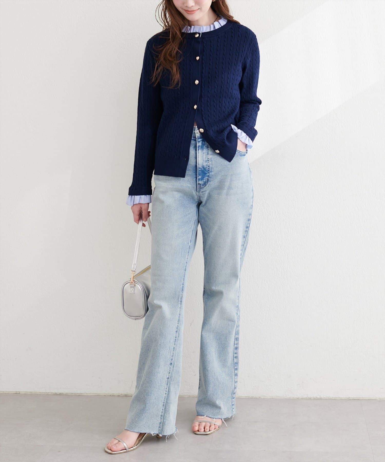 natural couture(ナチュラルクチュール) フリルレイヤード風ケーブルカーディガン