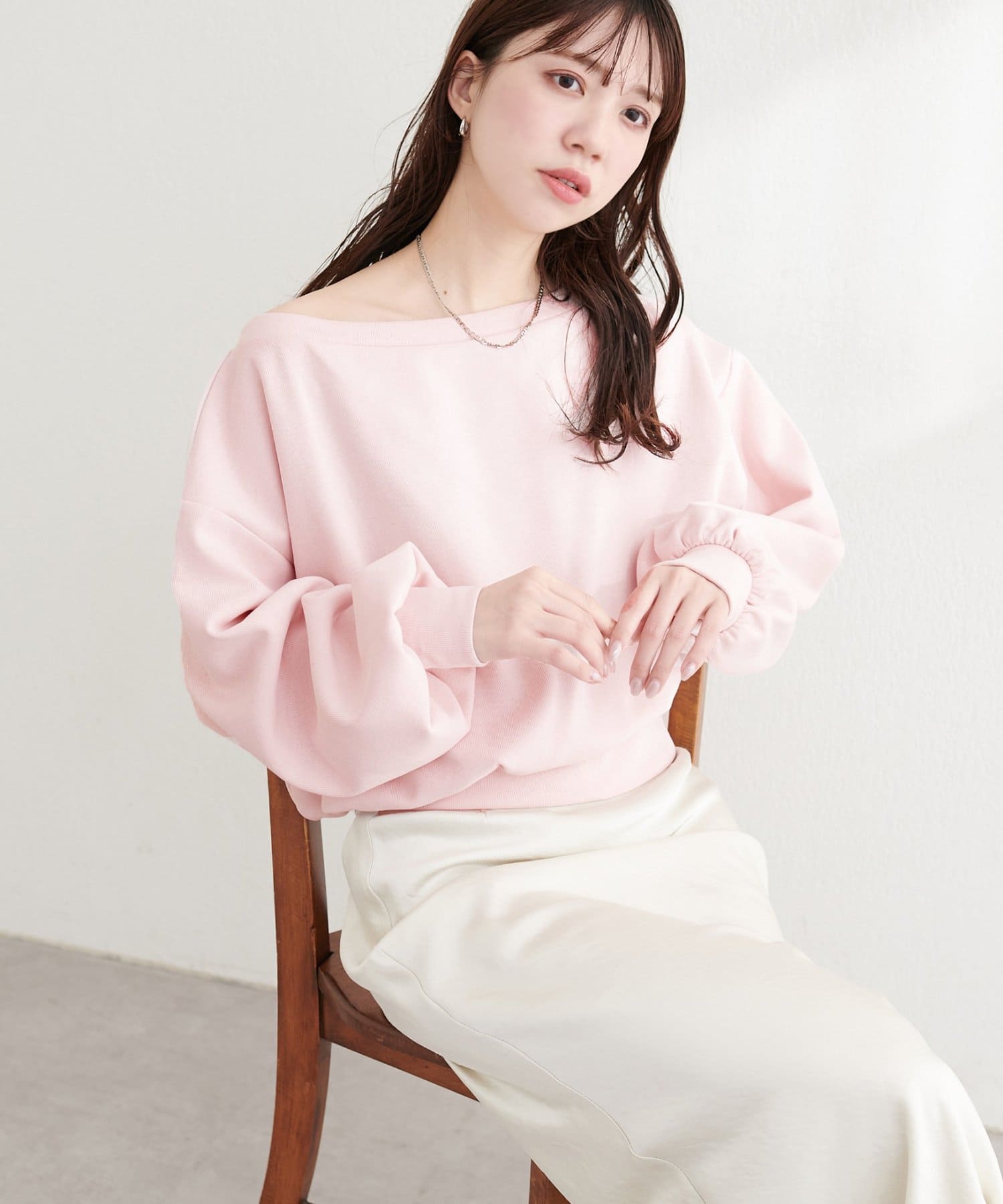 natural couture(ナチュラルクチュール) オフショルスウェットプルオーバー