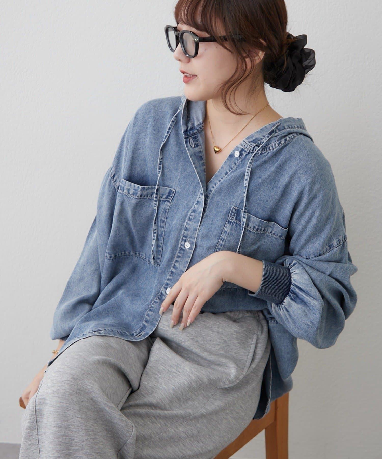 Remind me and forever(リマインドミーアンドフォーエバー) 【OTONA】デニムパーカーシャツ