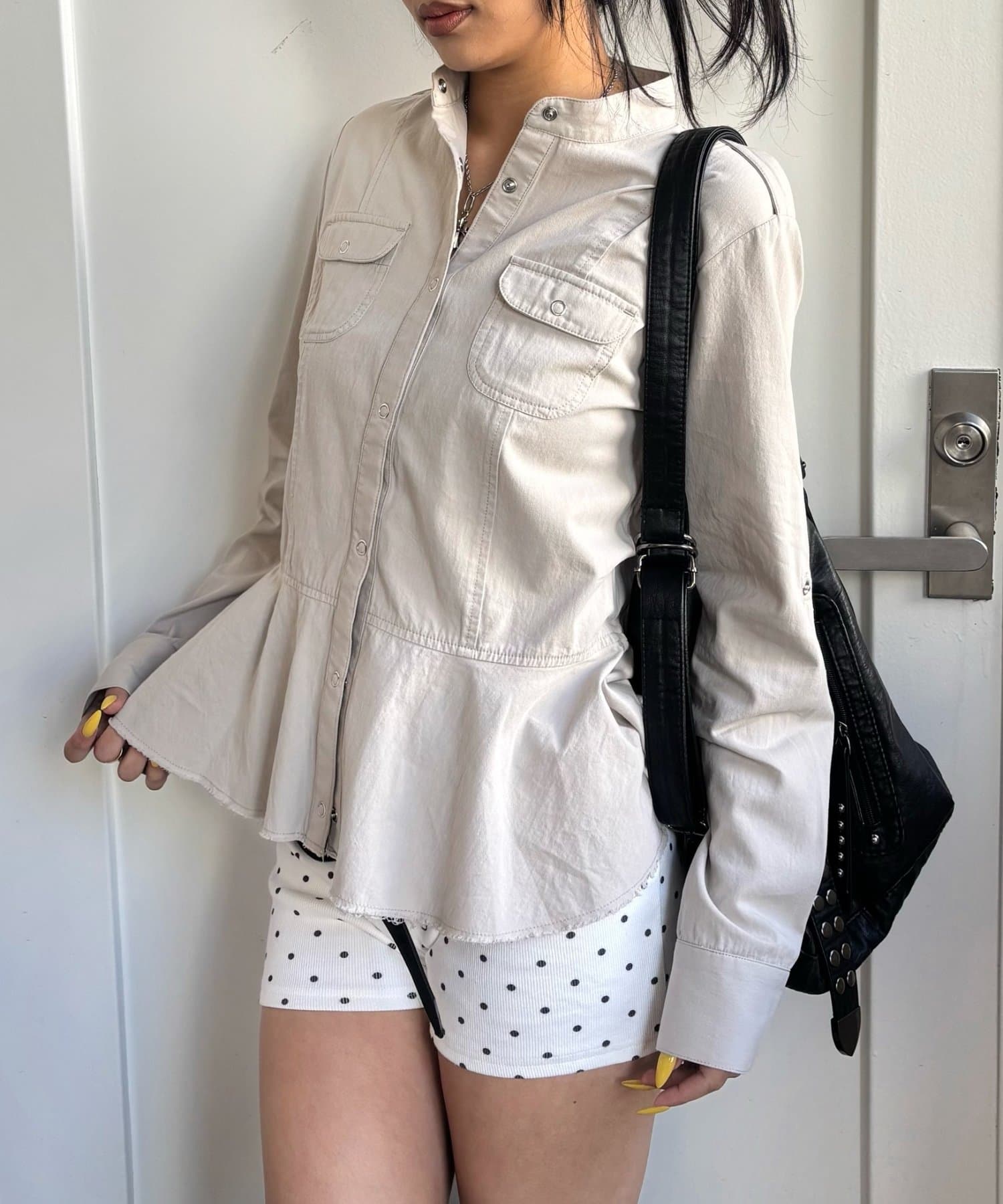 WHO’S WHO gallery(フーズフーギャラリー) ミリタリーペプラムブラウス