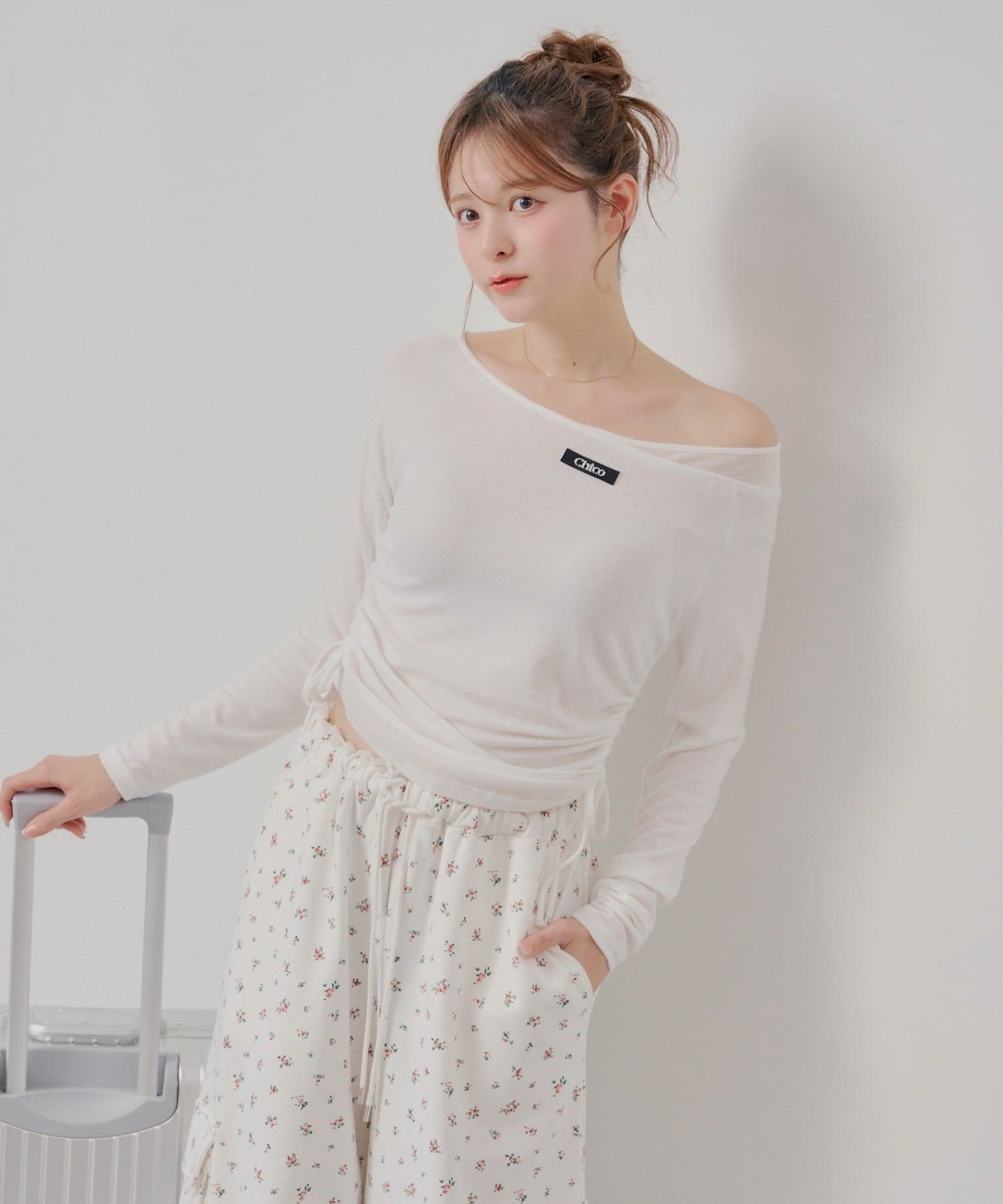 Chico(チコ) ワンショルレイヤードTシャツ