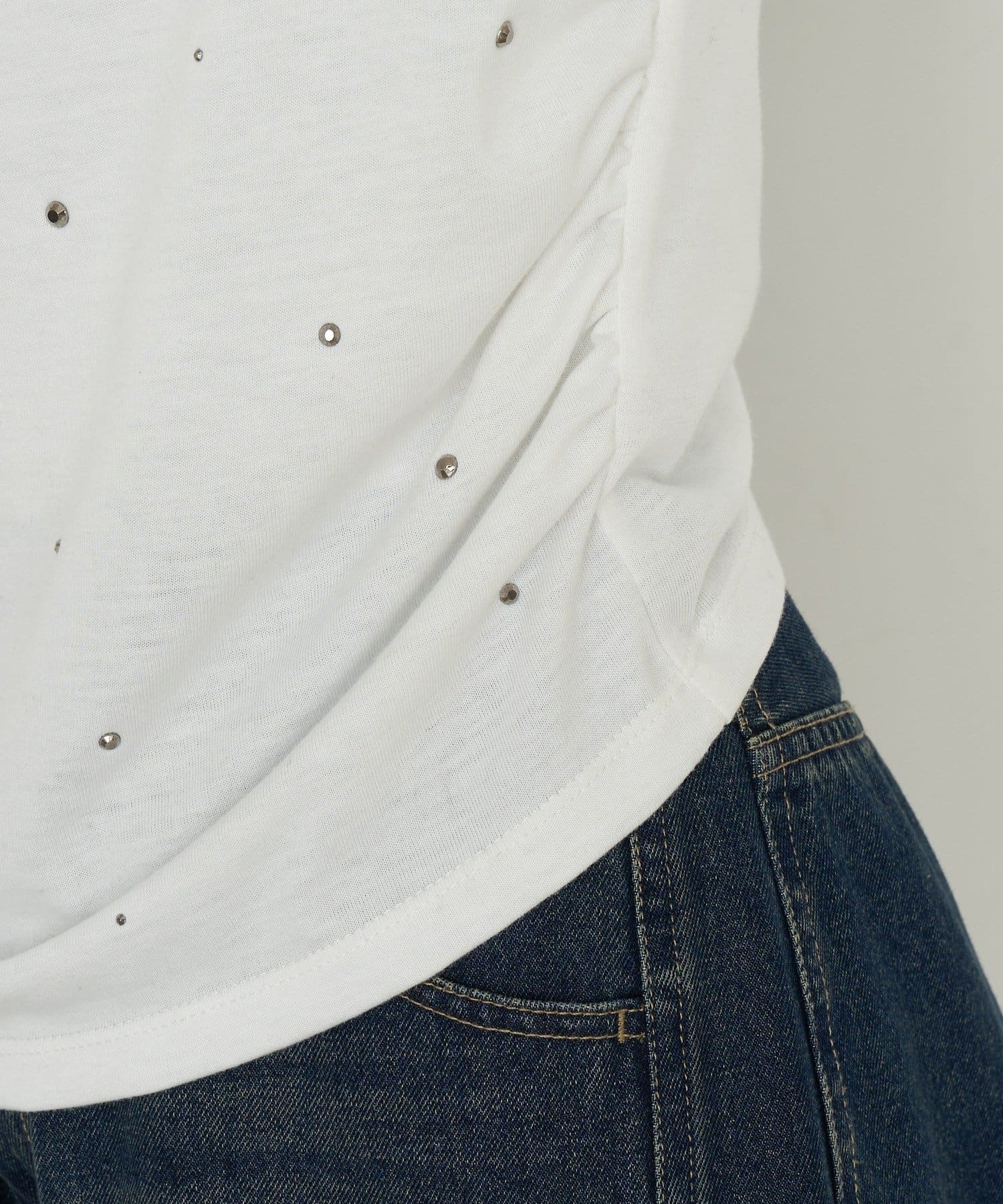 RAY CASSIN(レイカズン) ワンショルラインストーンT