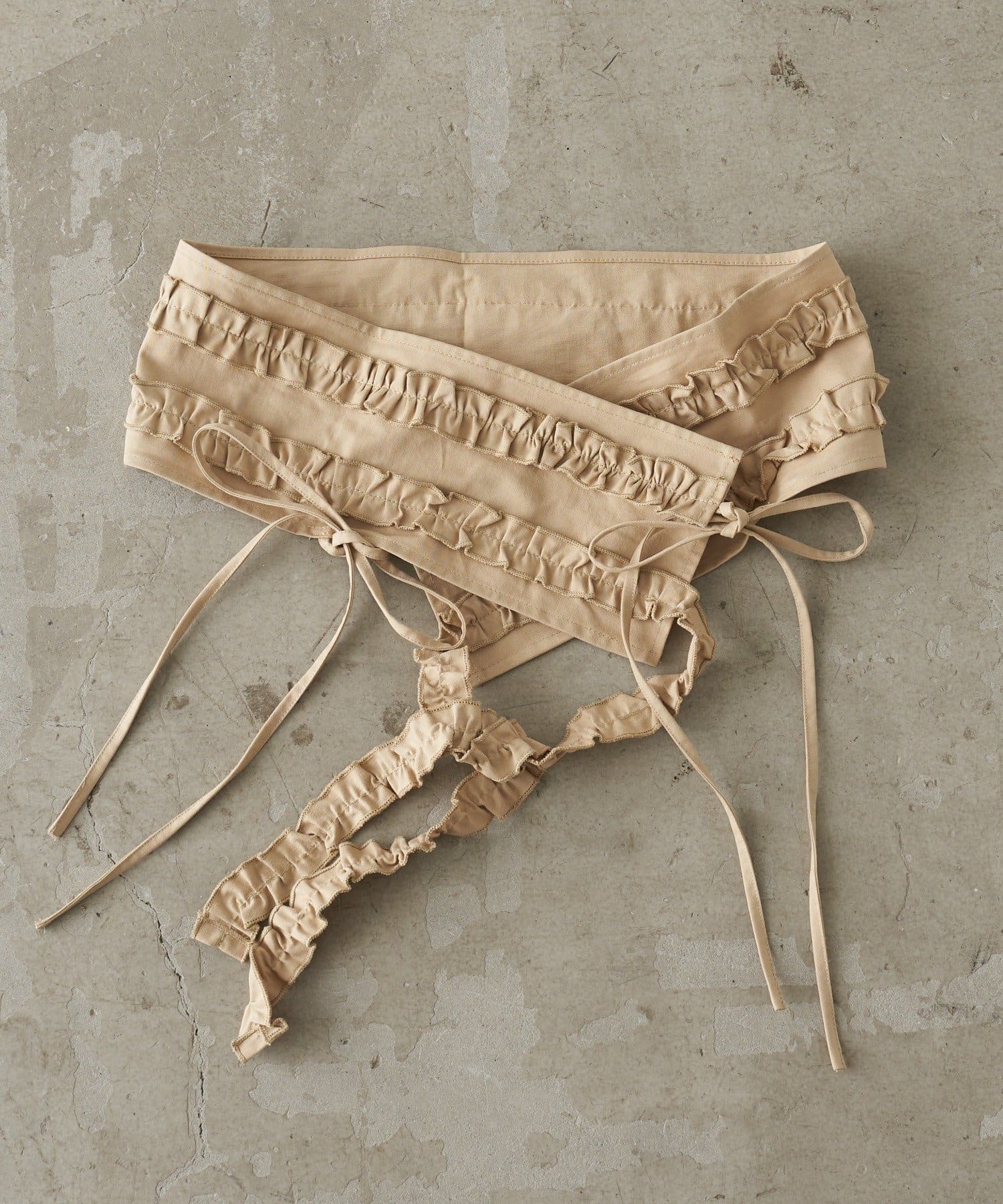 RAY CASSIN(レイカズン) デザインベルト付カーゴパンツ