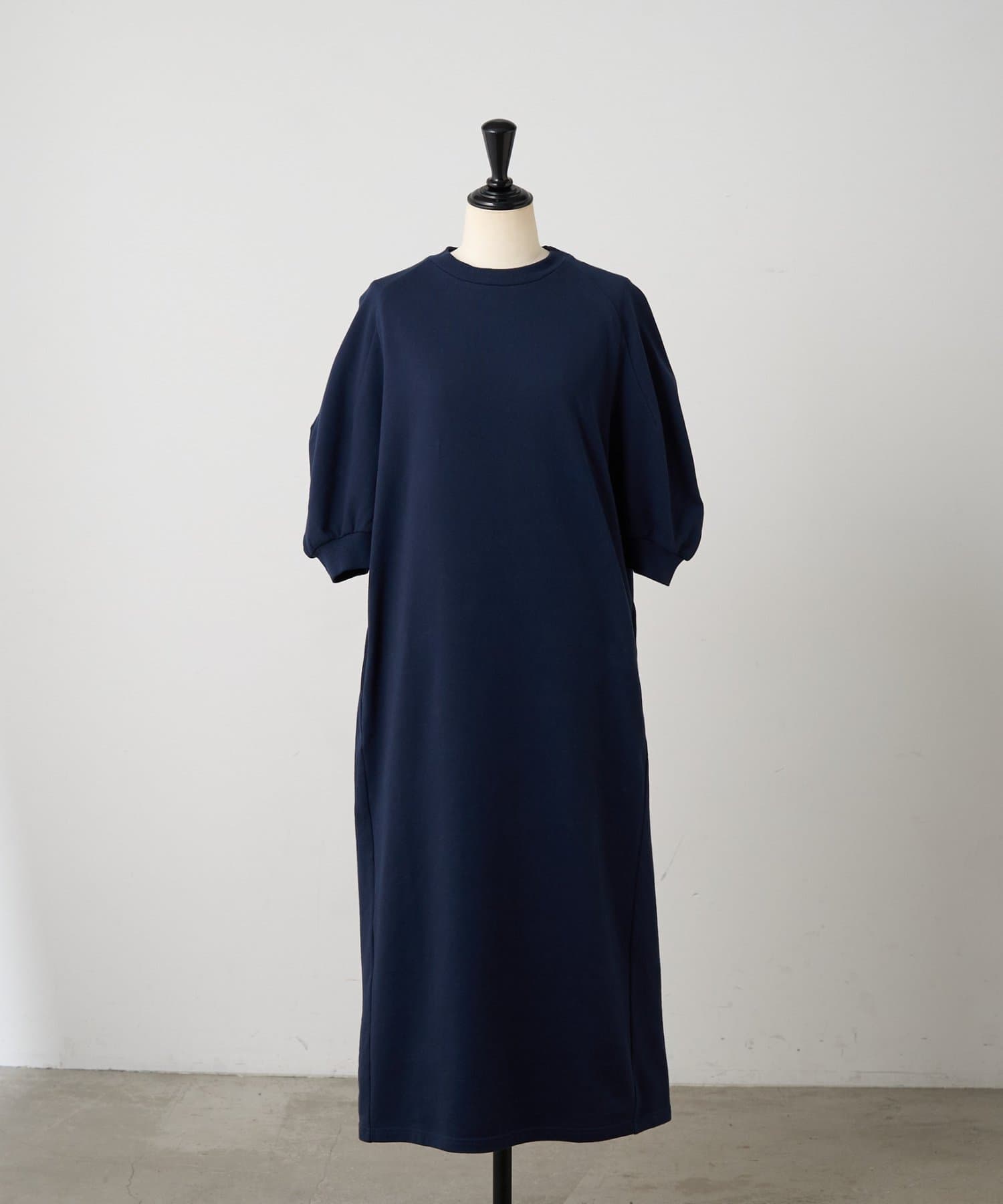 BEARDSLEY(ビアズリー) 《2/12(木)12:00予約開始》ランタンスリーブウラケワンピース