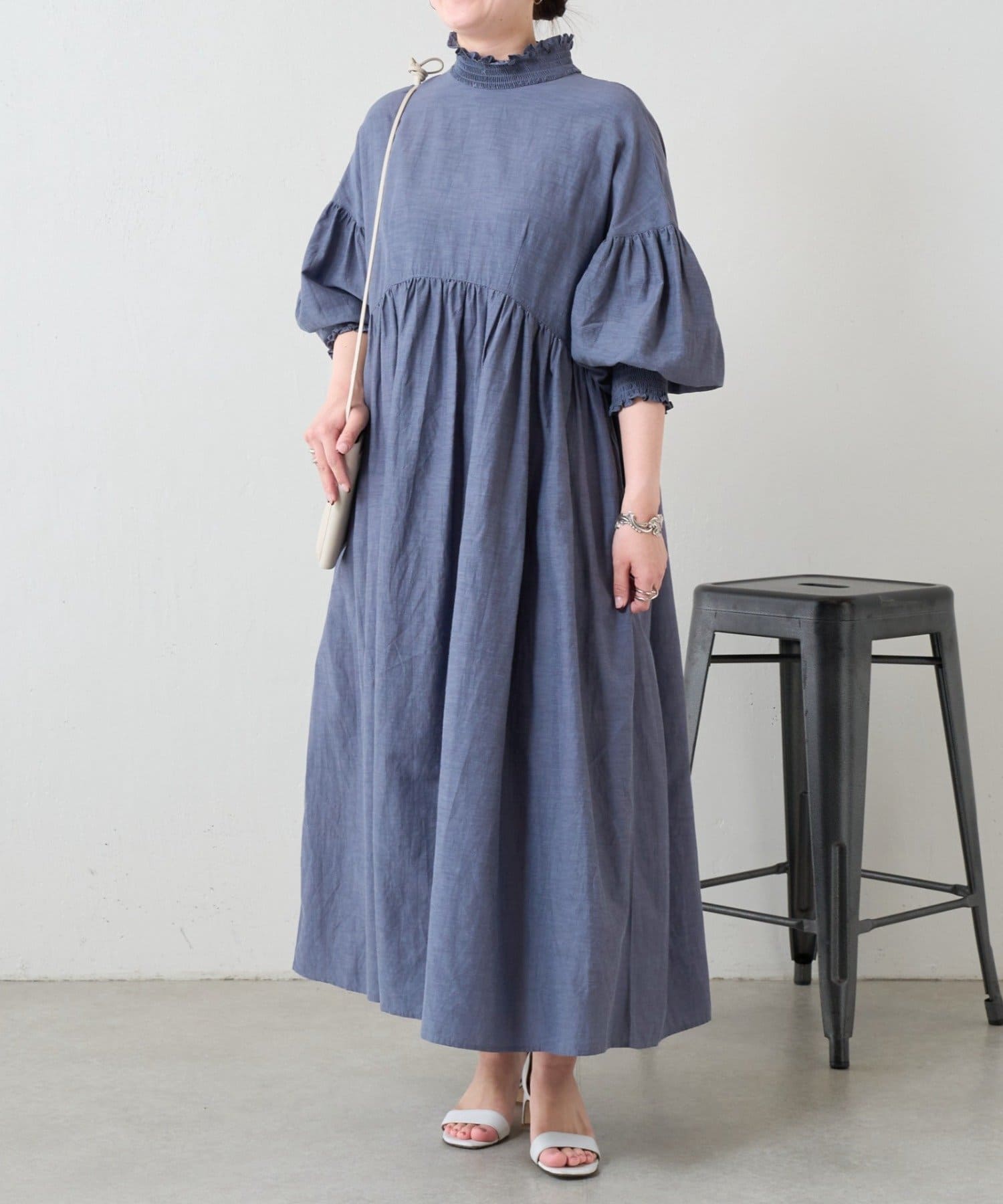 BEARDSLEY(ビアズリー) 《2/12(木)12:00予約開始》モックネックシャーリングワンピース