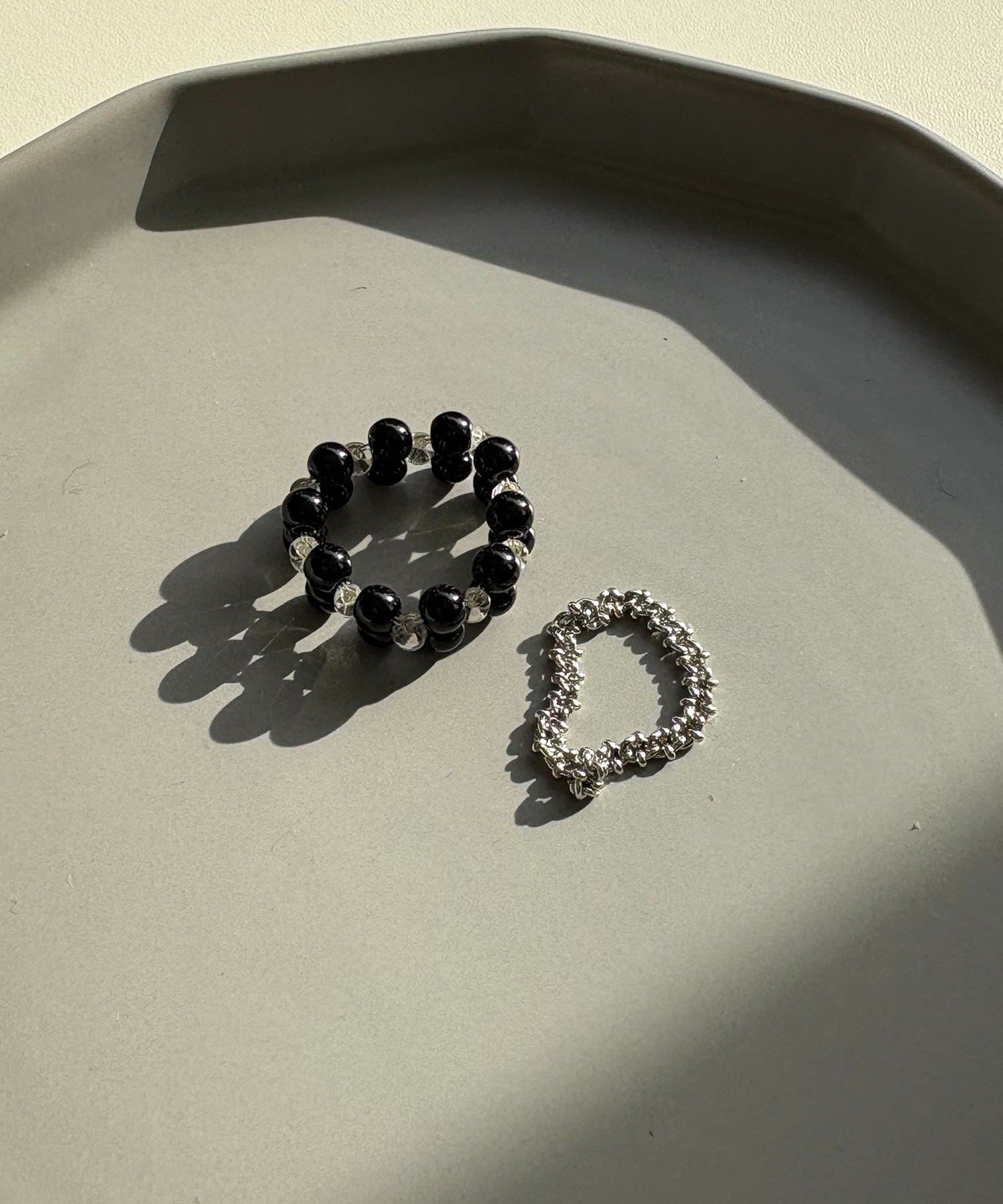 CAPRICIEUX LE'MAGE(カプリシュレマージュ) 〈GOLDY/ゴールディ〉ビーズチェーンSETリング