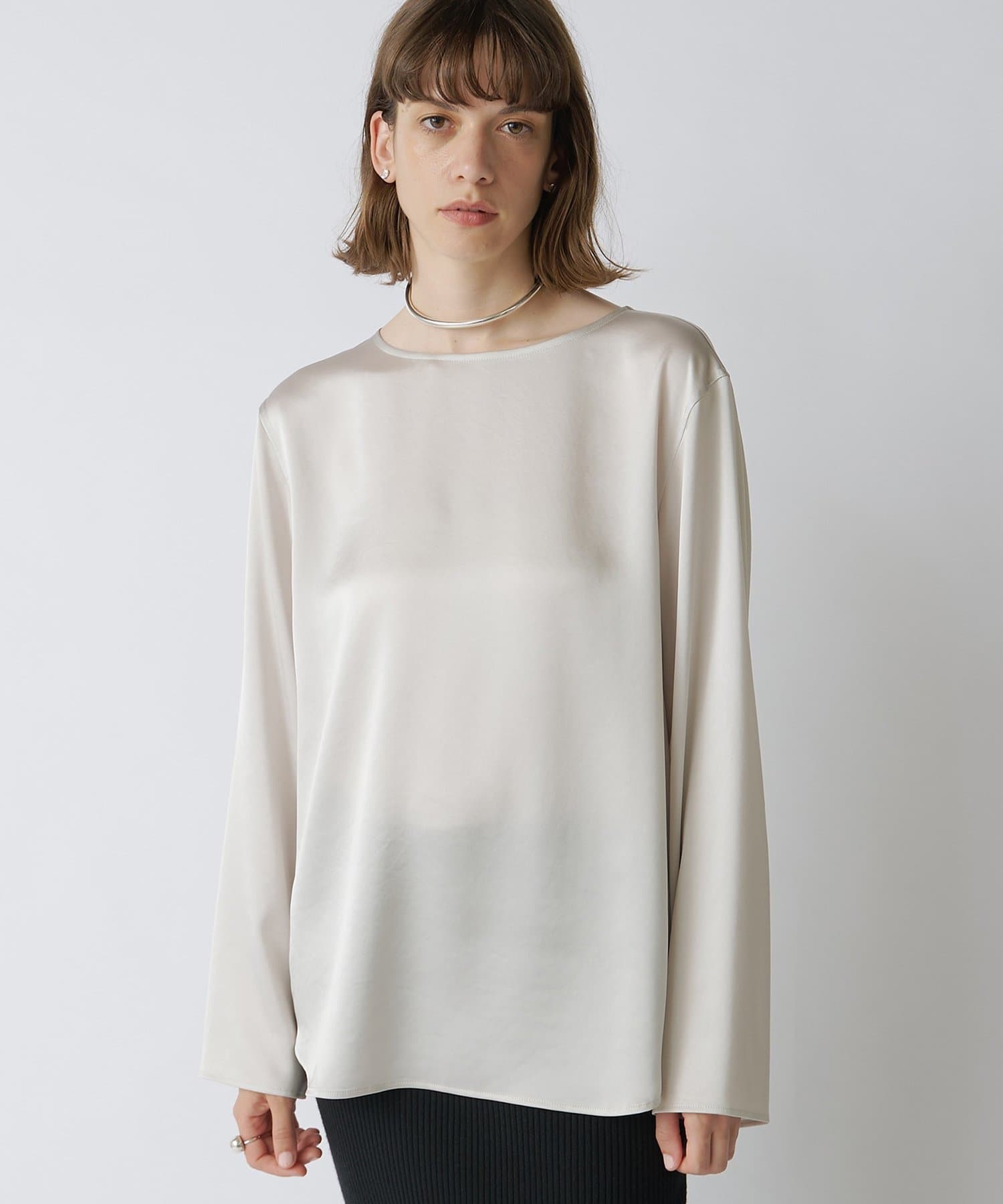 Whim Gazette(ウィム ガゼット) サテンボートブラウス