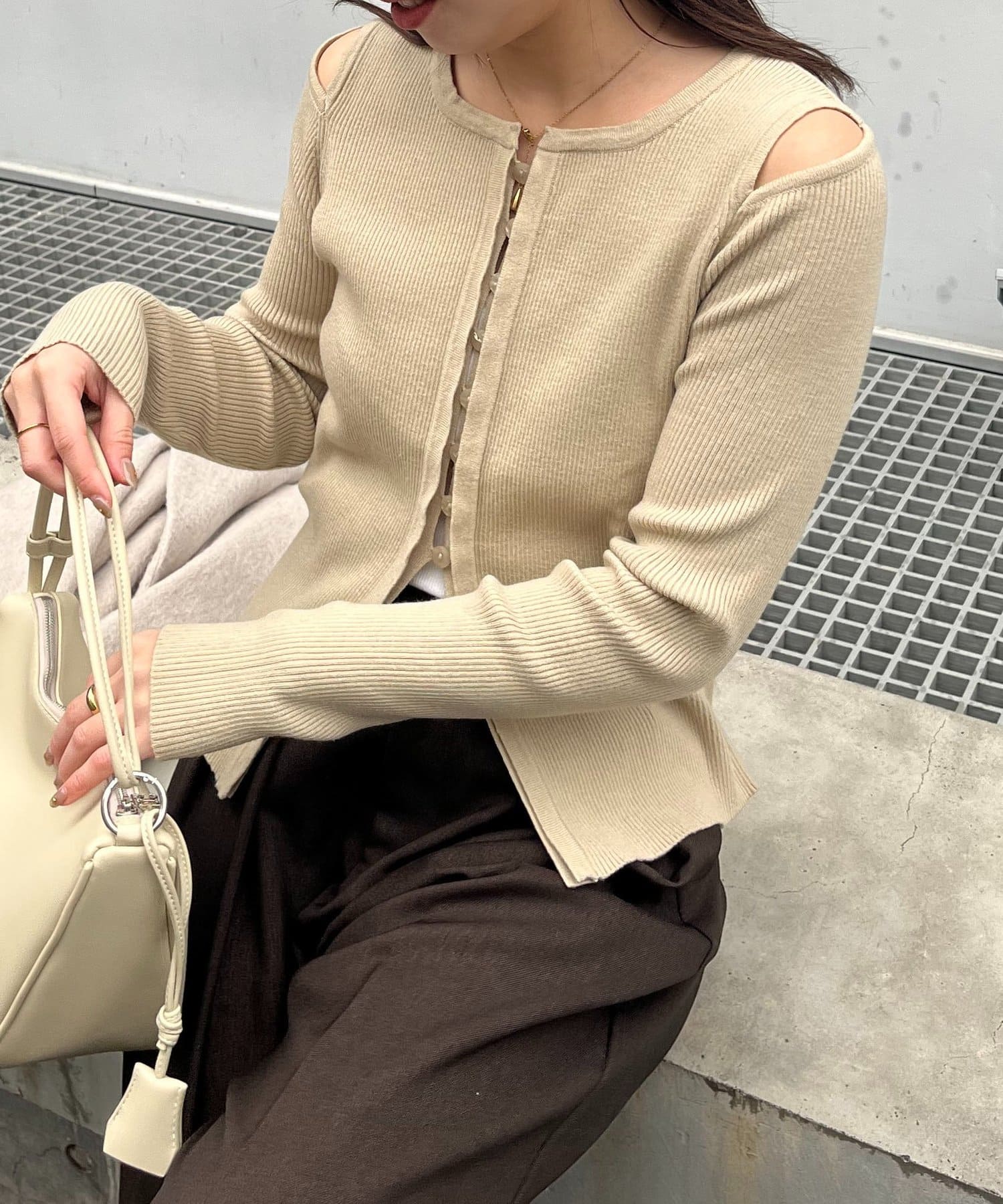 OUTLET(アウトレット) 【CAPRICIEUX LE'MAGE】肩開きセッパボタンカーディガン