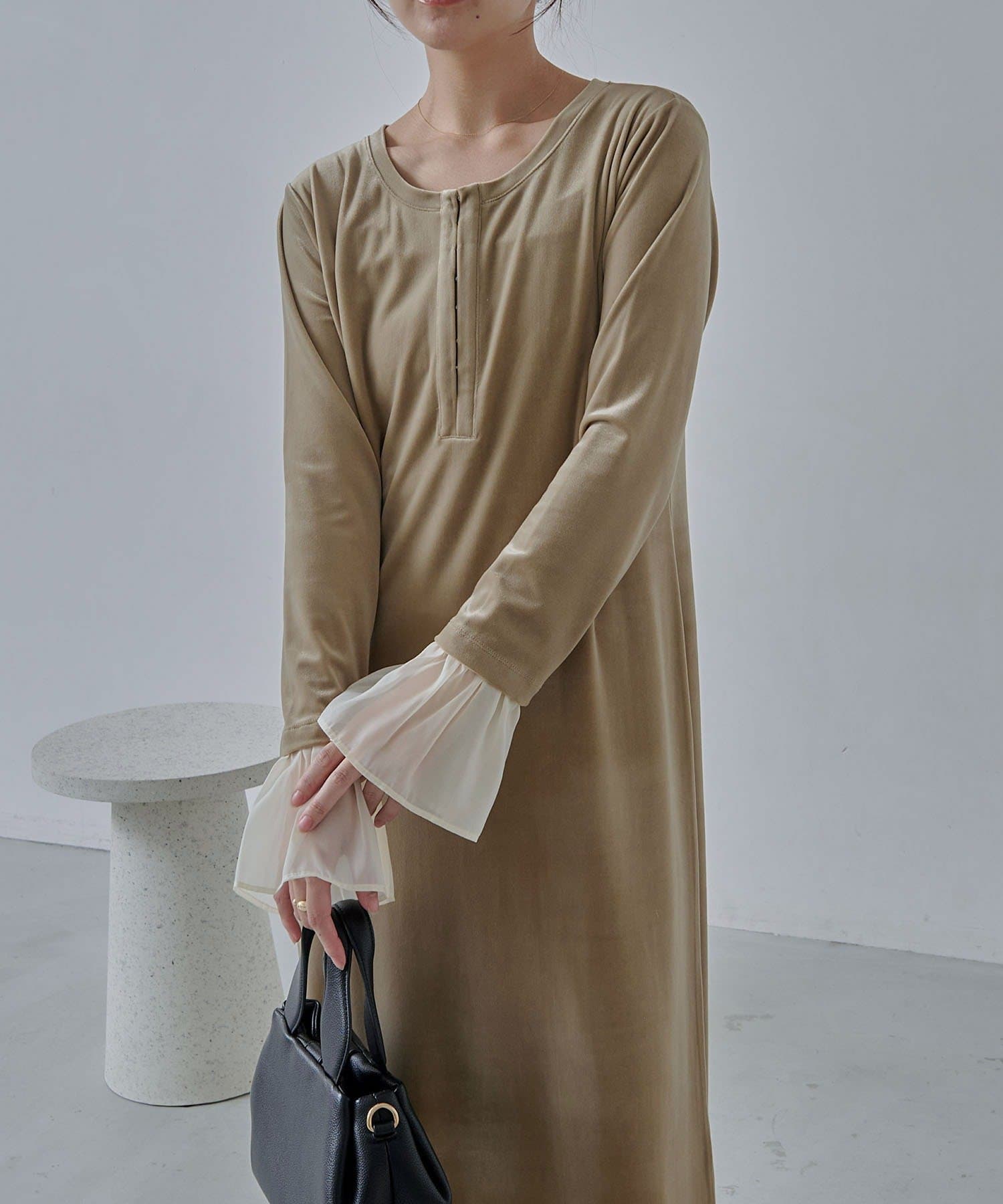 CAPRICIEUX LE'MAGE】フレアスリーブベロアワンピース | OUTLET