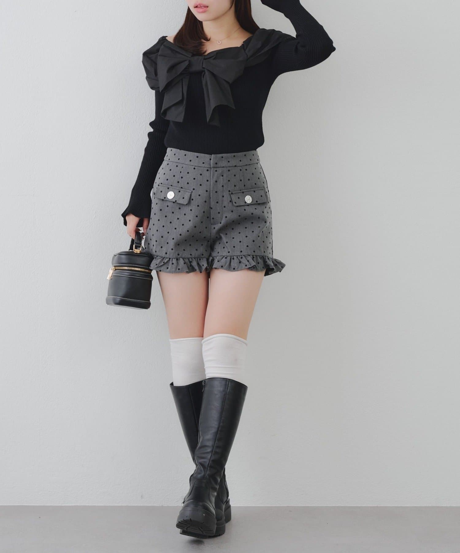 NICE CLAUP / OLIVE des OLIVE OUTLET(ナイスクラップ  / オリーブ デ オリーブ アウトレット) 細見えまちがいなし！裾フリルショートパンツ