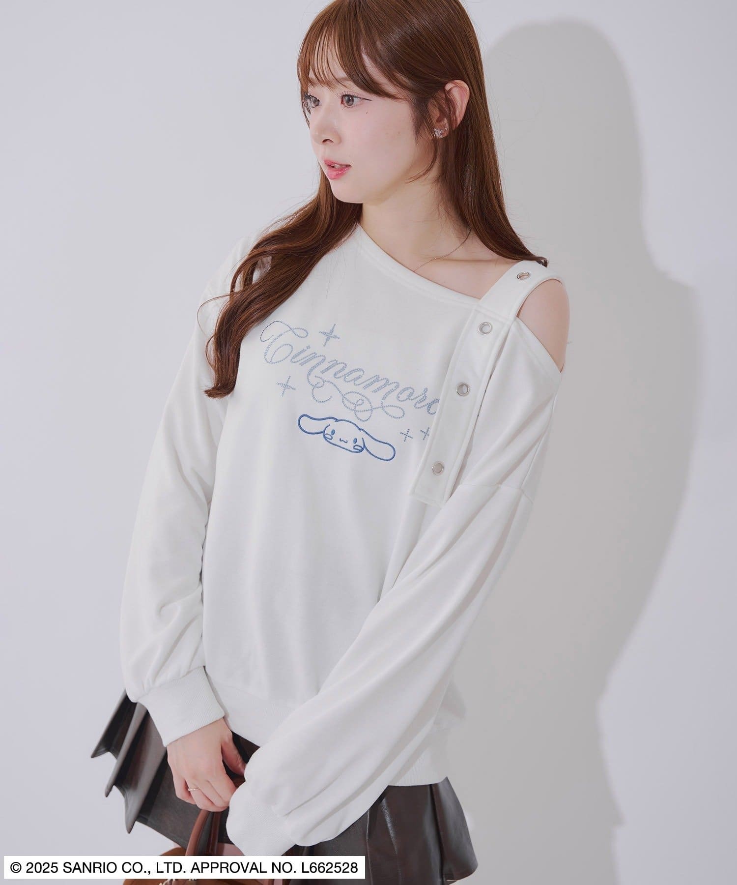 NICE CLAUP / OLIVE des OLIVE OUTLET(ナイスクラップ  / オリーブ デ オリーブ アウトレット) 【サンリオキャラクターズ】ワンショルトレーナー