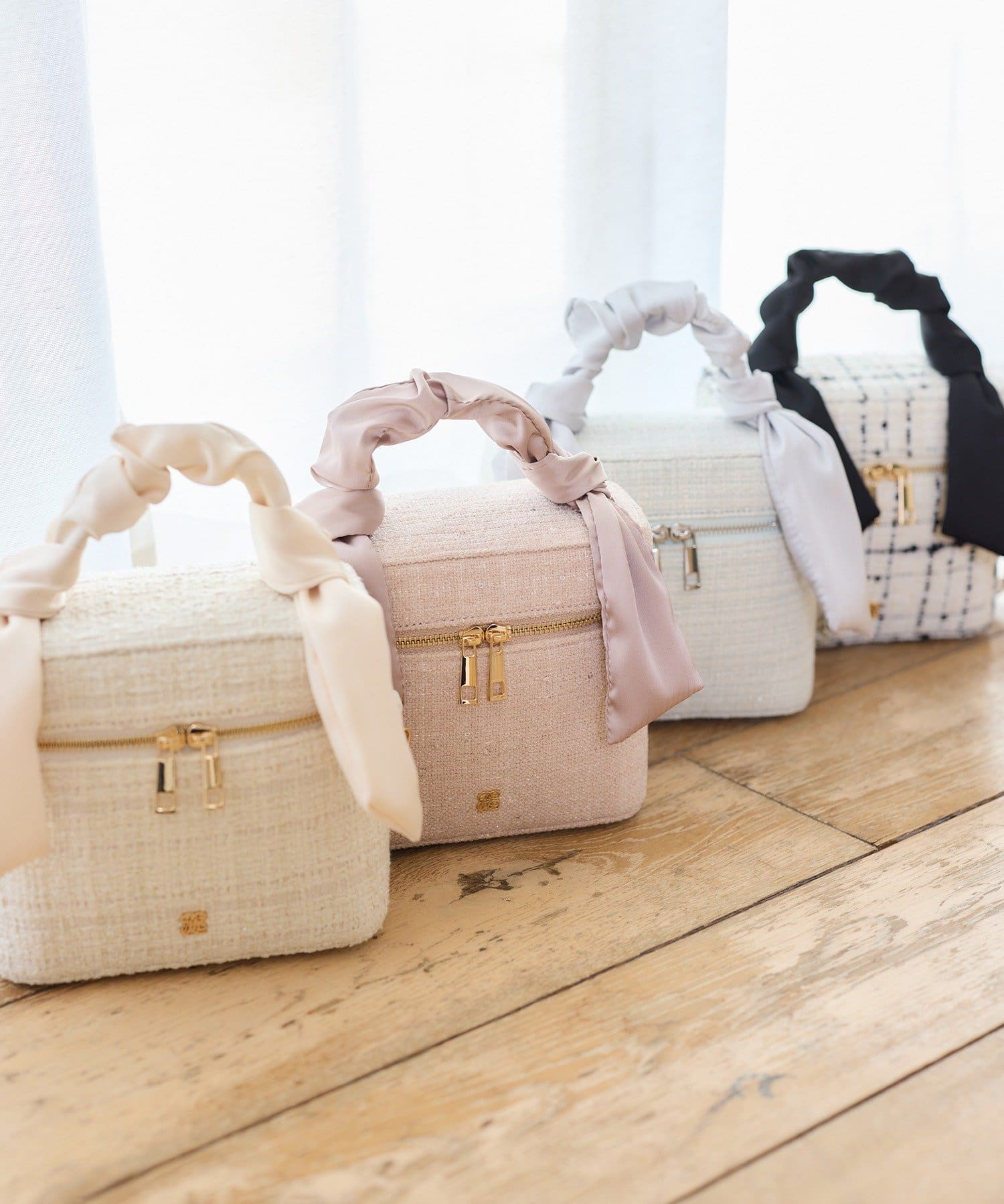 one after another NICE CLAUP(ワンアフターアナザー ナイスクラップ) ギャザーハンドルツイードバニティバッグ