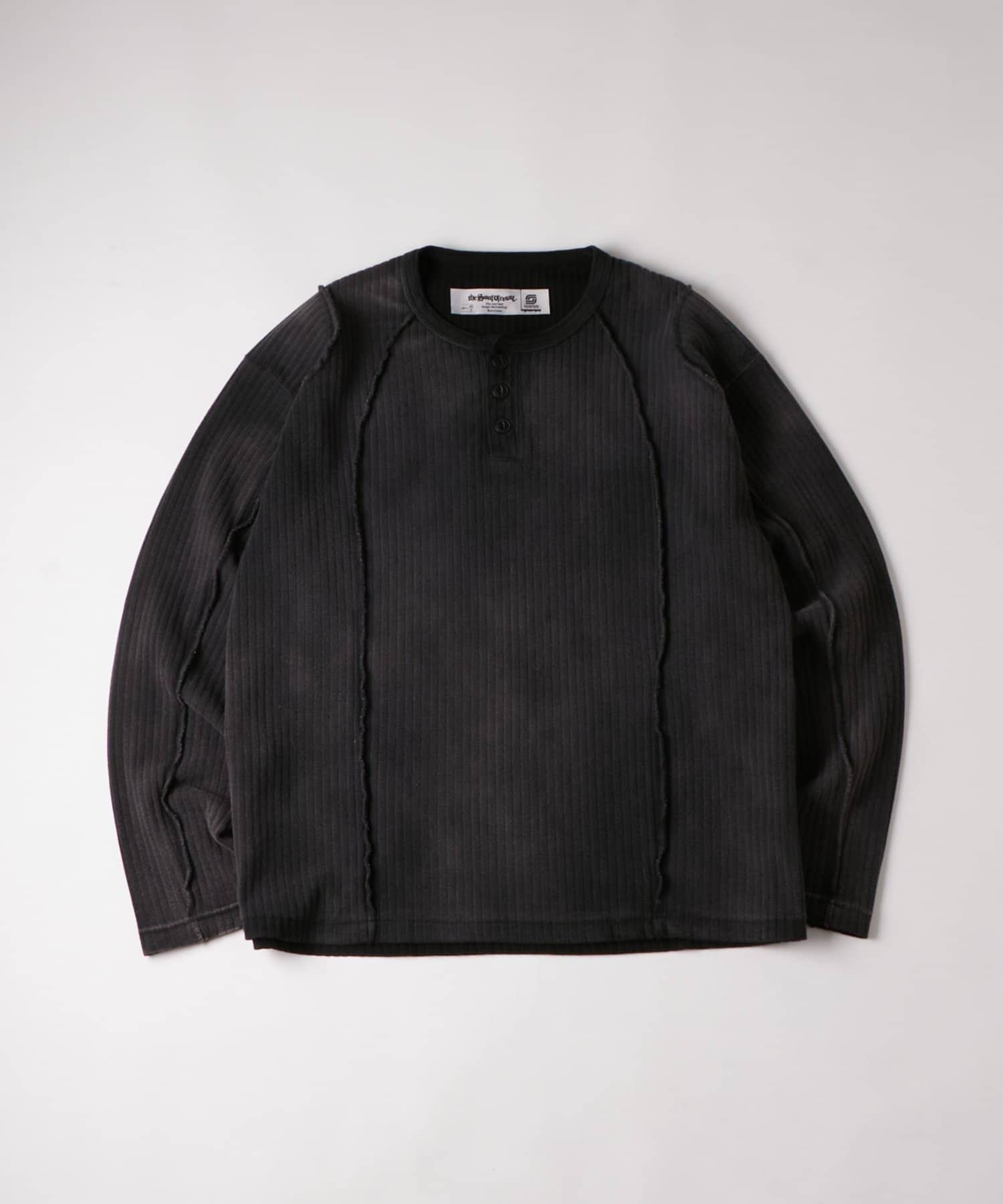 WHO’S WHO gallery(フーズフーギャラリー) 【Sourcream】針抜きヘンリースイッチングL/S TEE