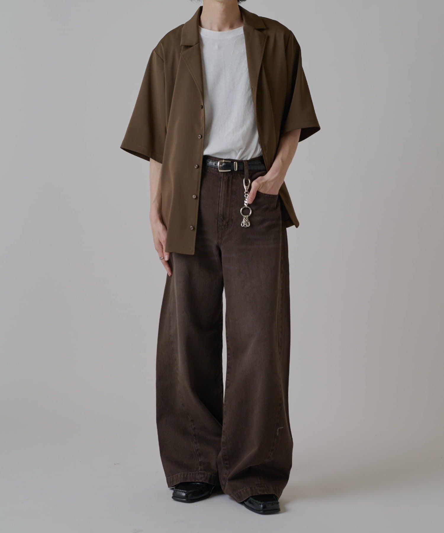 Lui's(ルイス) ワイドフィットデニムパンツ