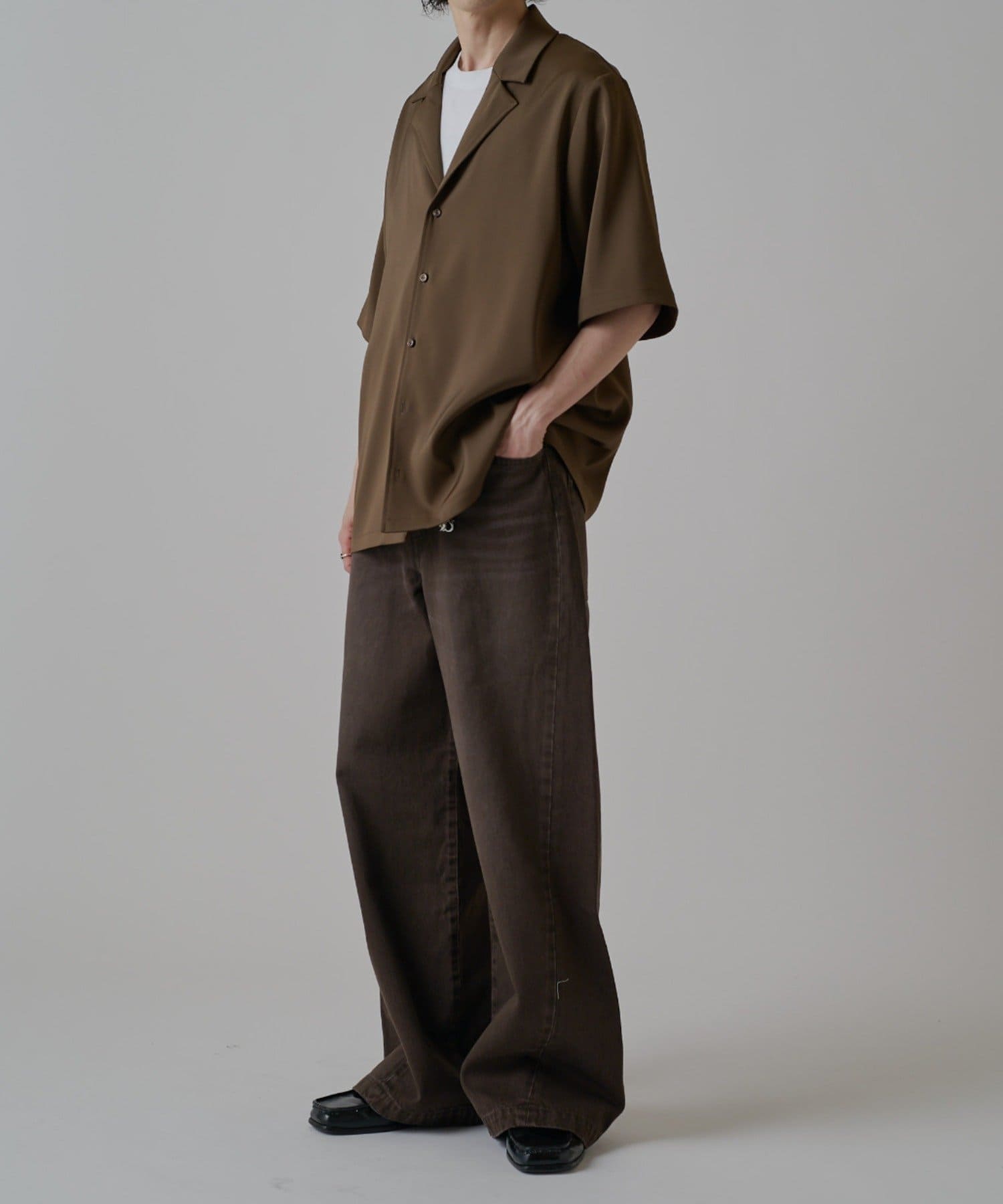 Lui's(ルイス) ワイドフィットデニムパンツ