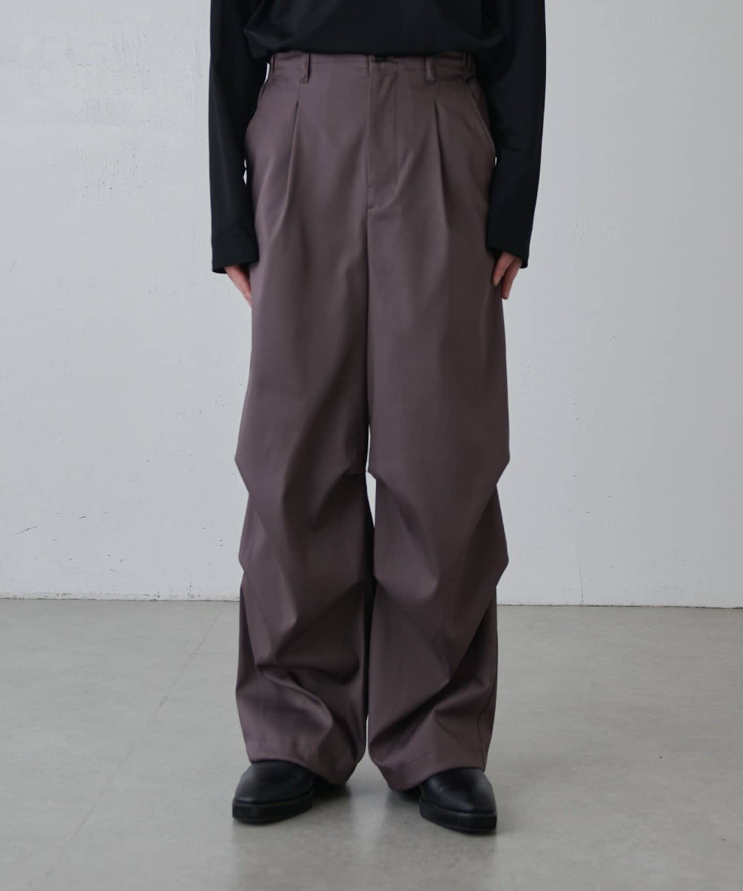Lui's(ルイス) ハイツイストオーバーパラシュートパンツ