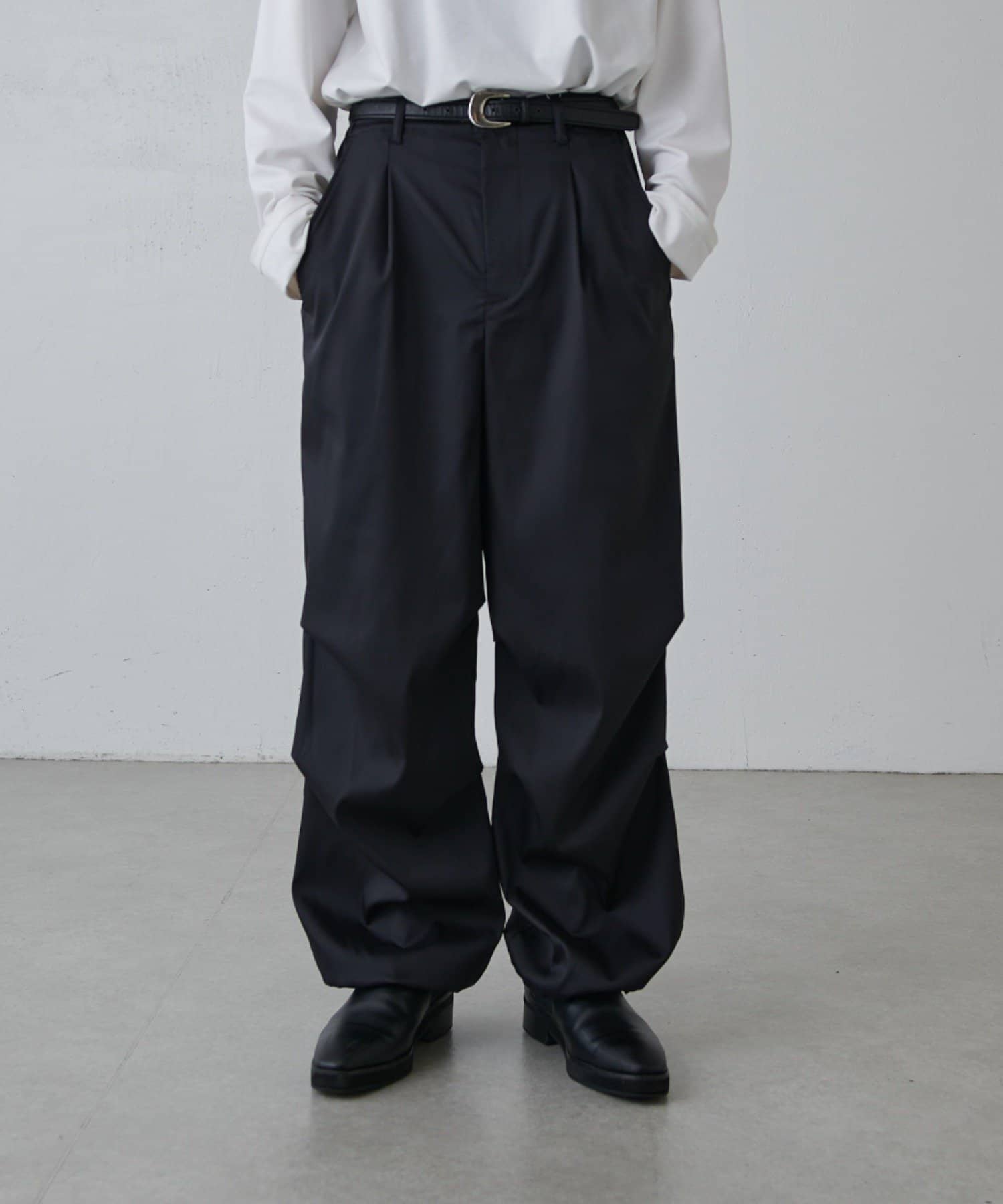 Lui's(ルイス) ハイツイストオーバーパラシュートパンツ