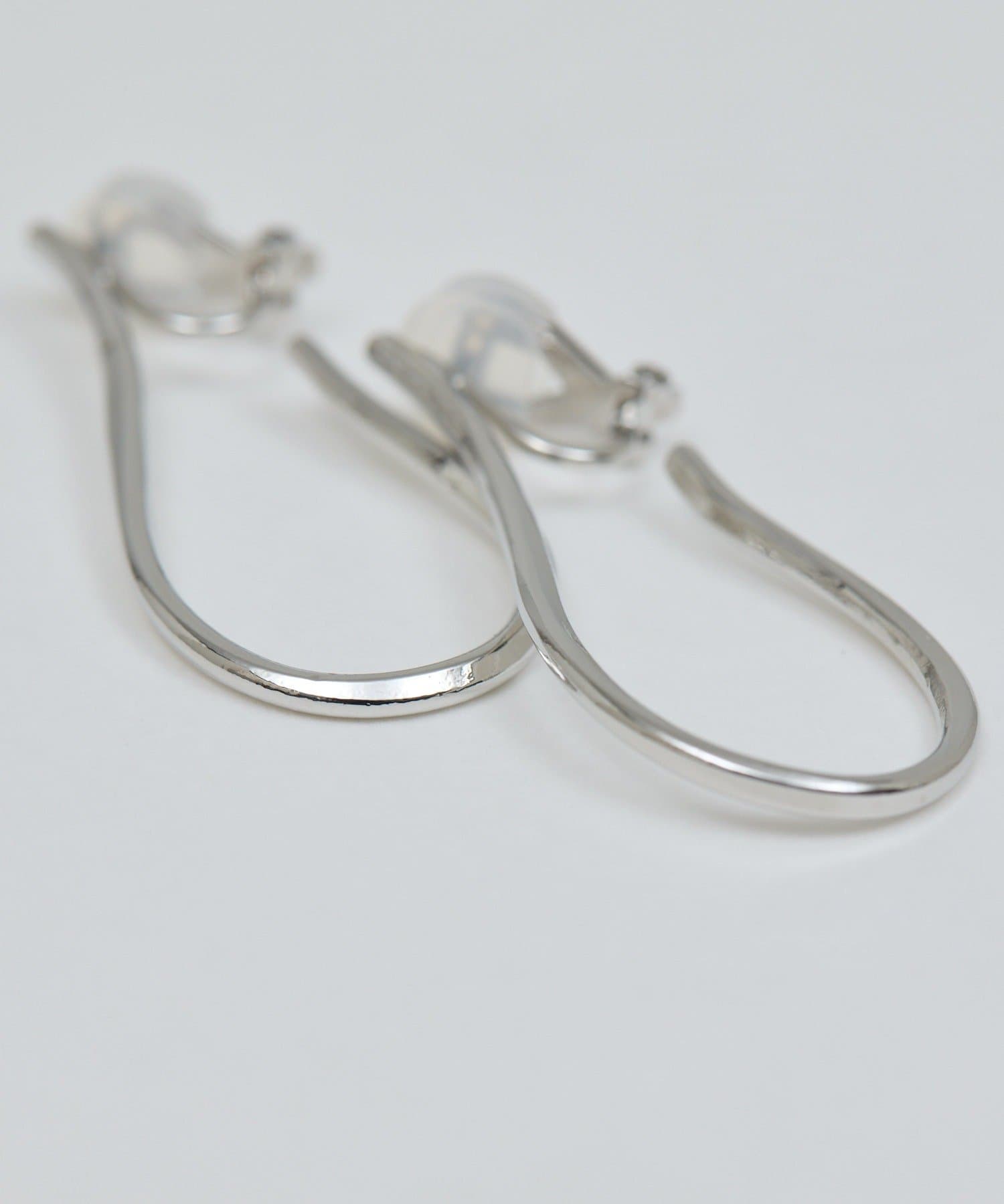 GALLARDAGALANTE(ガリャルダガランテ) 【近日予約開始】ドロップフープクリップイヤリング