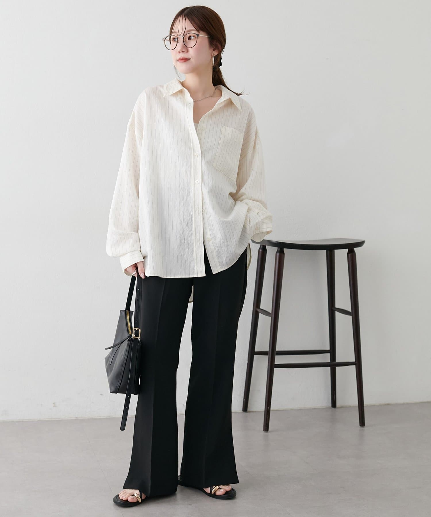 DISCOAT(ディスコート) 【Noka】サイドスリットセミフレアパンツ