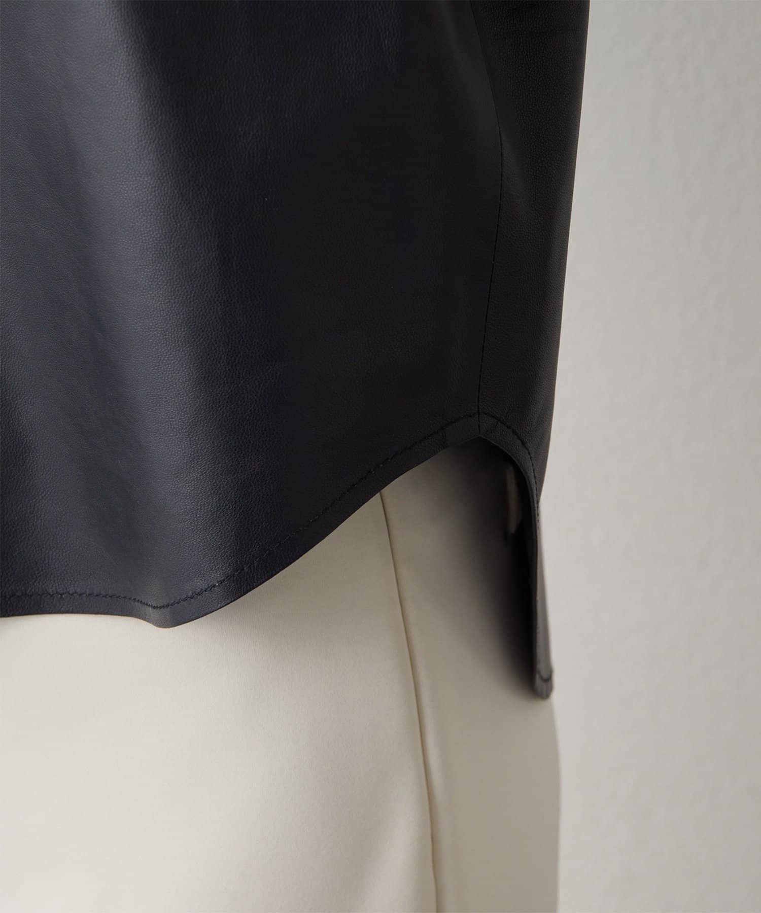 Whim Gazette(ウィム ガゼット) レザーシャツ