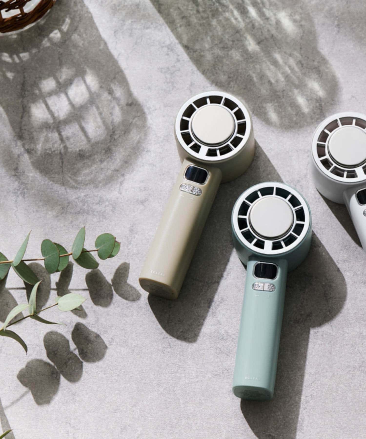 BIRTHDAY BAR(バースデイバー) 〈風量調節10段階〉ナトリウムイオン電池搭載冷却プレート付ハンディーファン