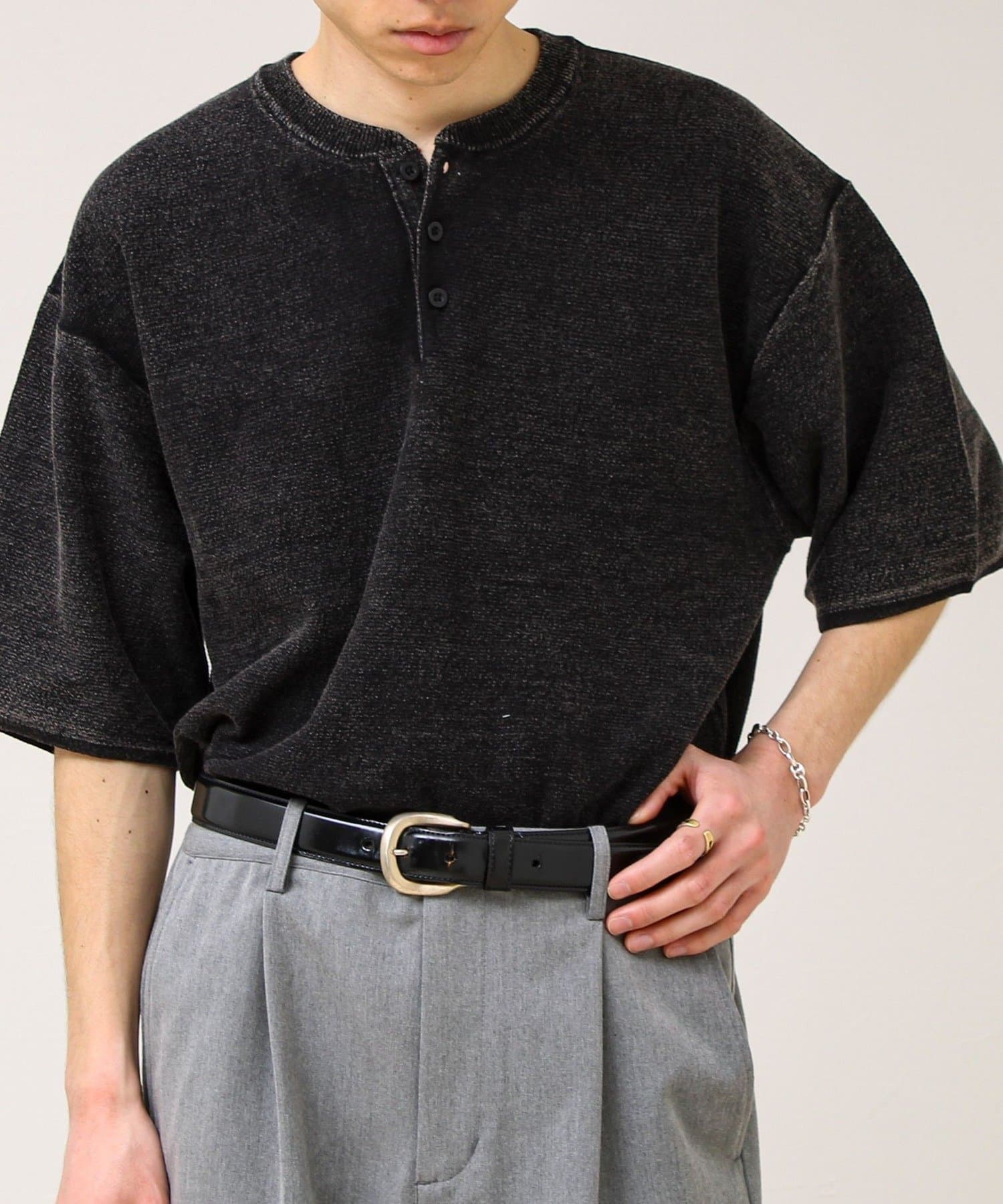 FREDY & GLOSTER(フレディ アンド グロスター) 【大人の抜け感】スノーウォッシュ ヘンリーネックプルオーバー