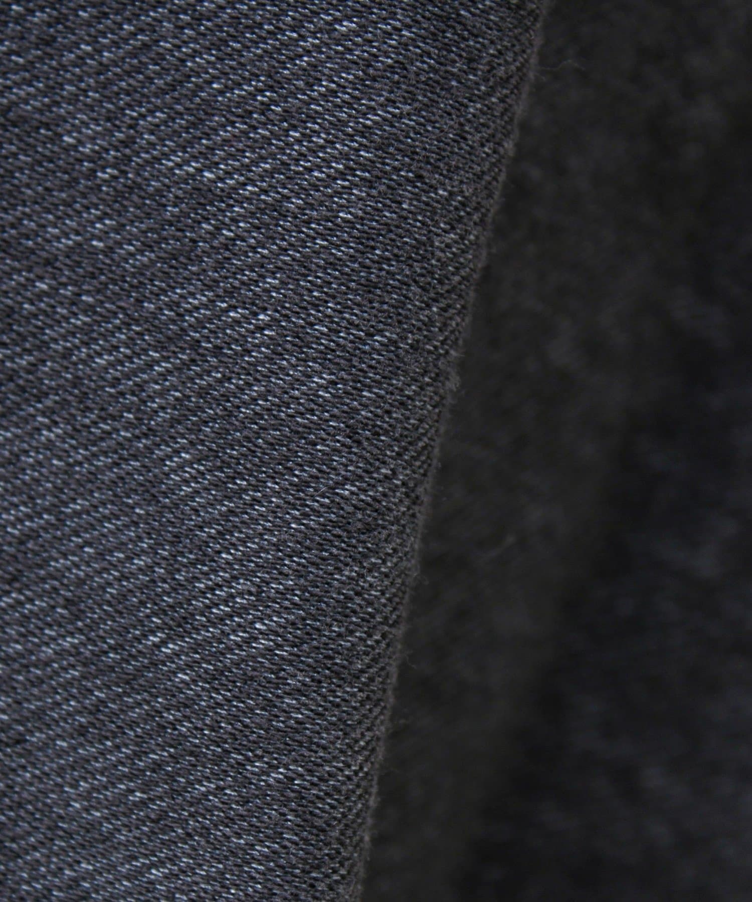 FREDY & GLOSTER(フレディ アンド グロスター) 【立体アップリケ】カットデニム風 ニットアップリケスウェット