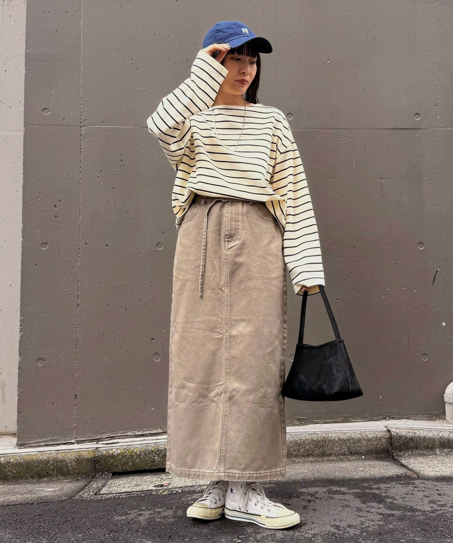 FREDY & GLOSTER(フレディ アンド グロスター) 細ベルト付きタイトスカート