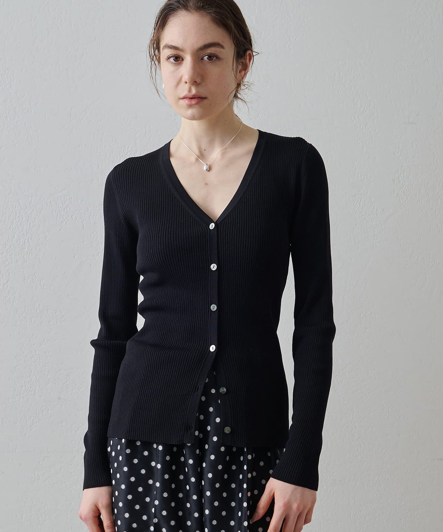 Whim Gazette(ウィム ガゼット) 【Drawing Numbers】リブVネックカーディガン