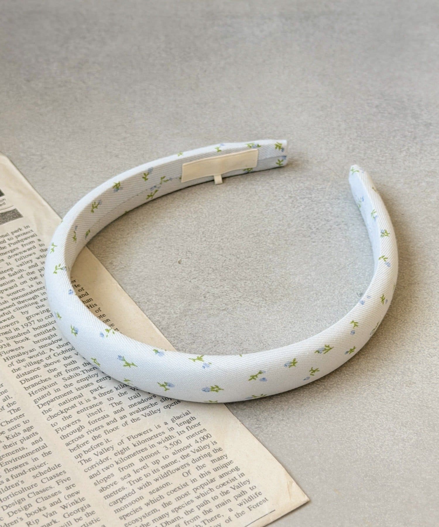 3COINS(スリーコインズ) 小花柄カチューシャ