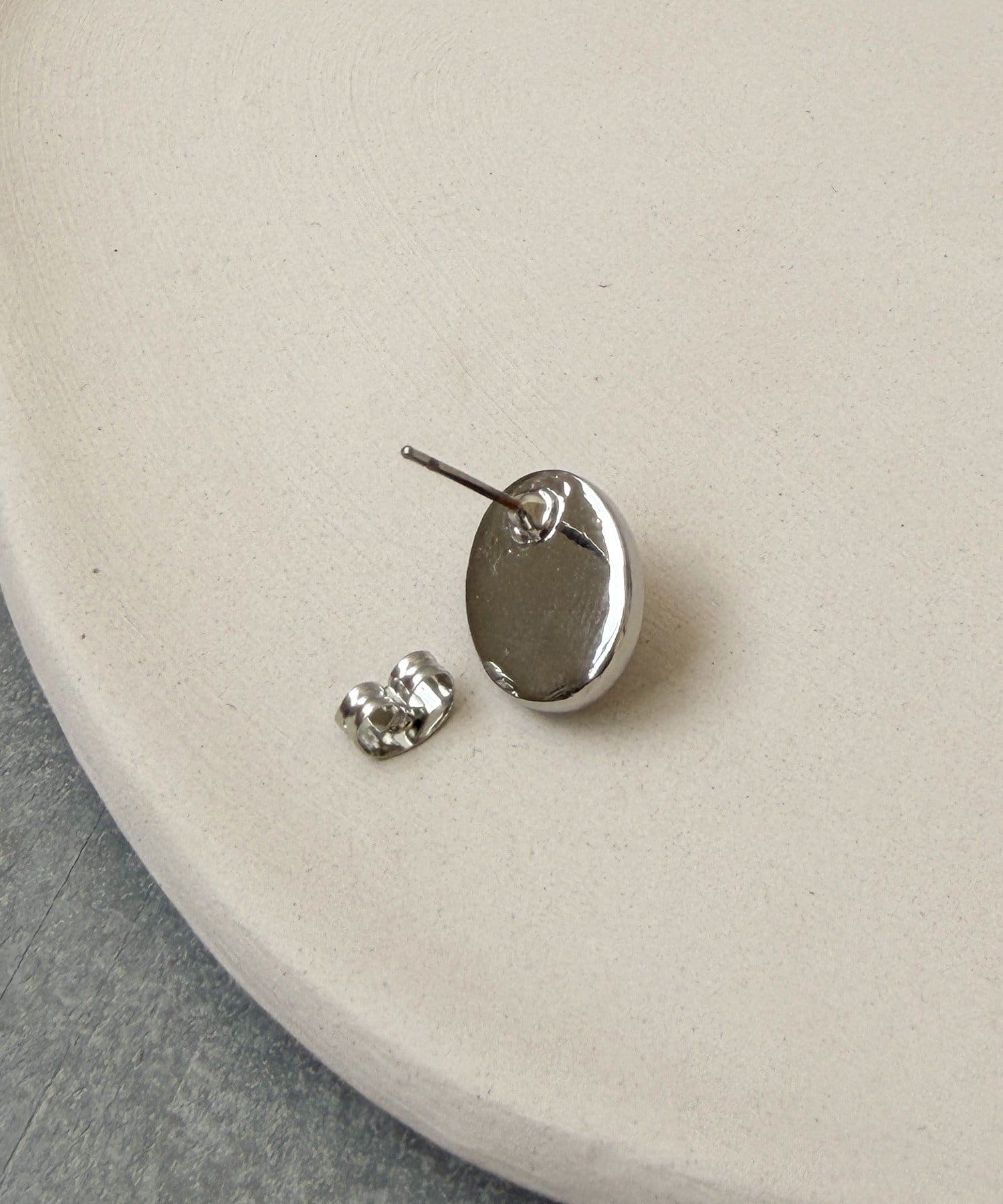 3COINS(スリーコインズ) センタースターラウンドピアス