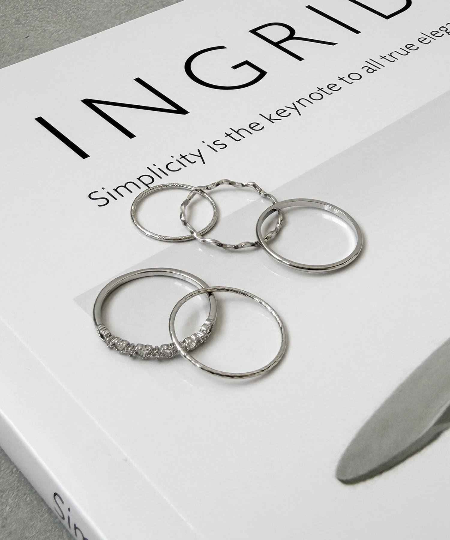 3COINS(スリーコインズ) リングハート5個セット