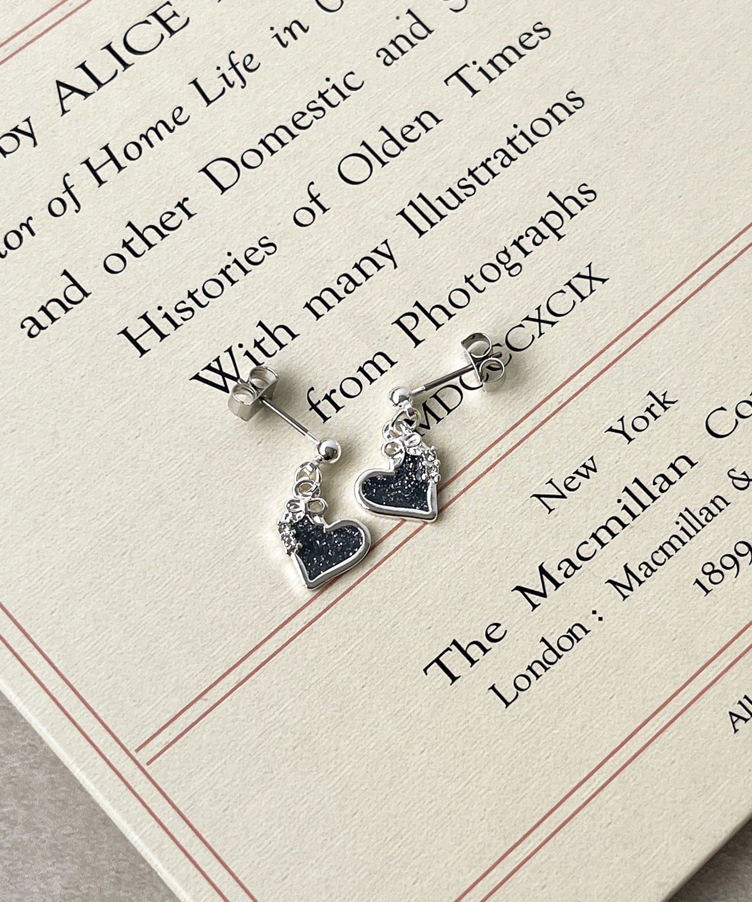 3COINS(スリーコインズ) ハートラメエポピアス