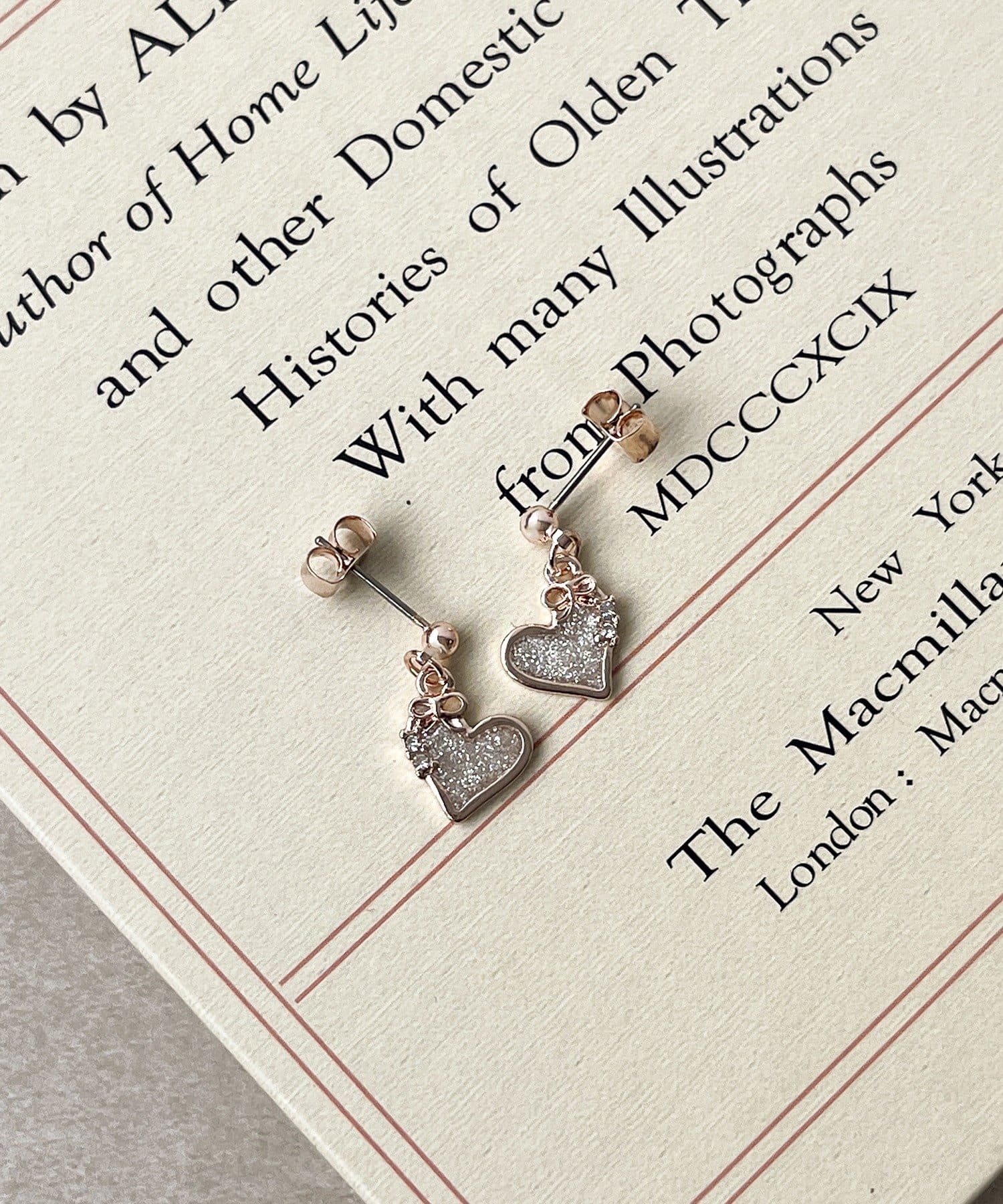 3COINS(スリーコインズ) ハートラメエポピアス