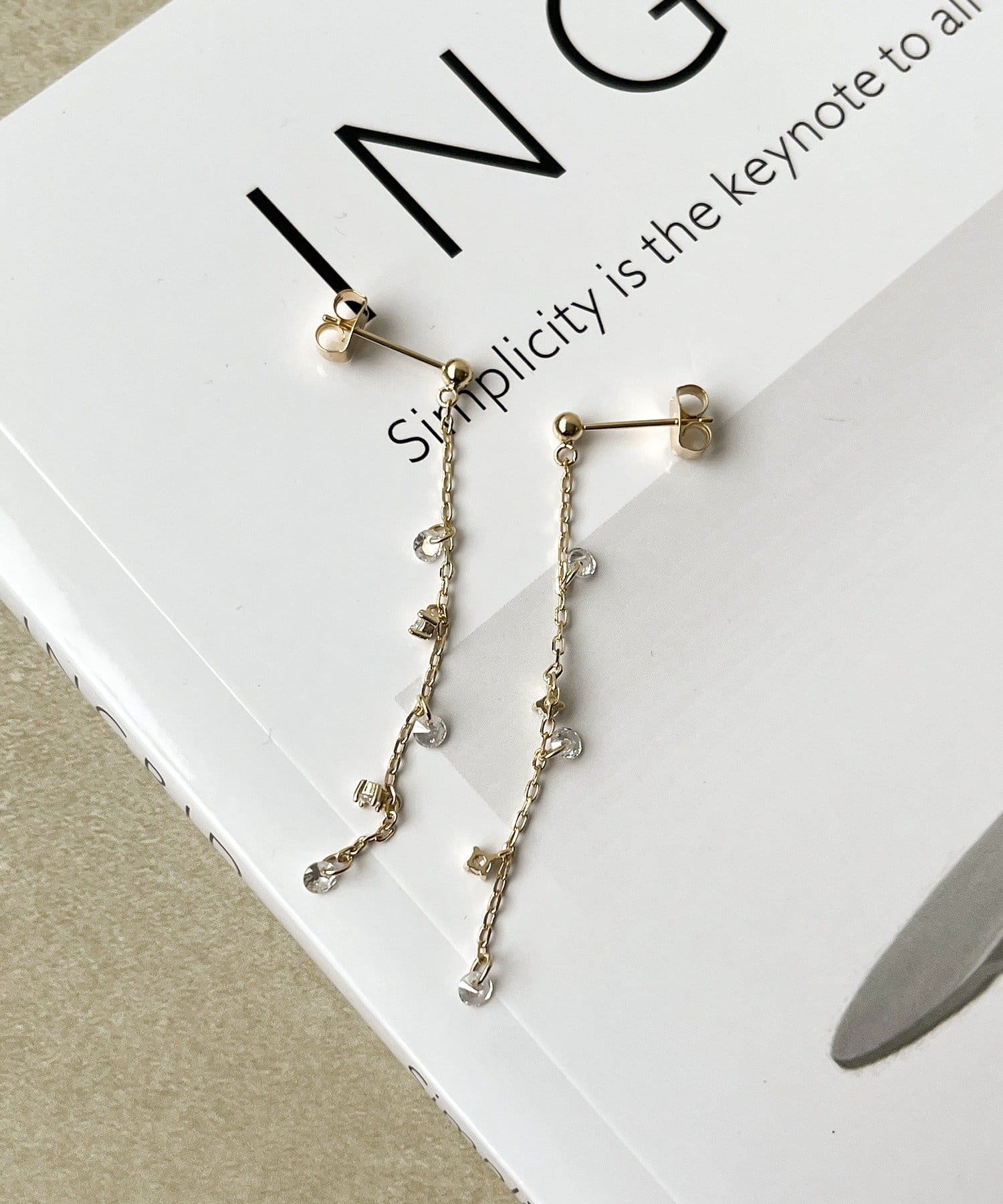 3COINS(スリーコインズ) メタルボールラインピアス