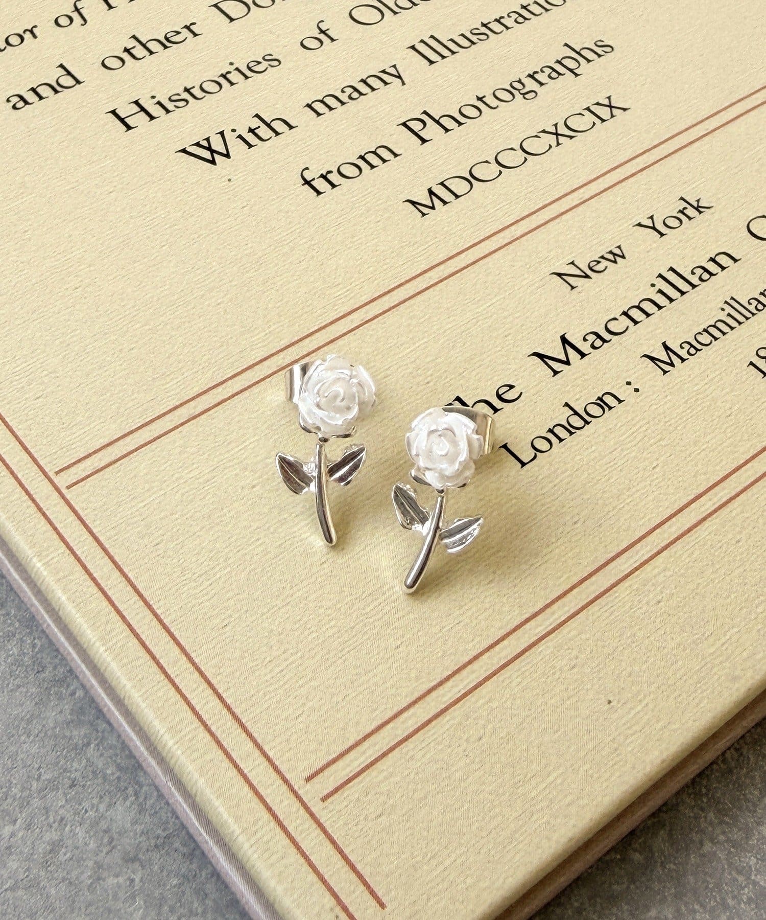 3COINS(スリーコインズ) ローズピアス