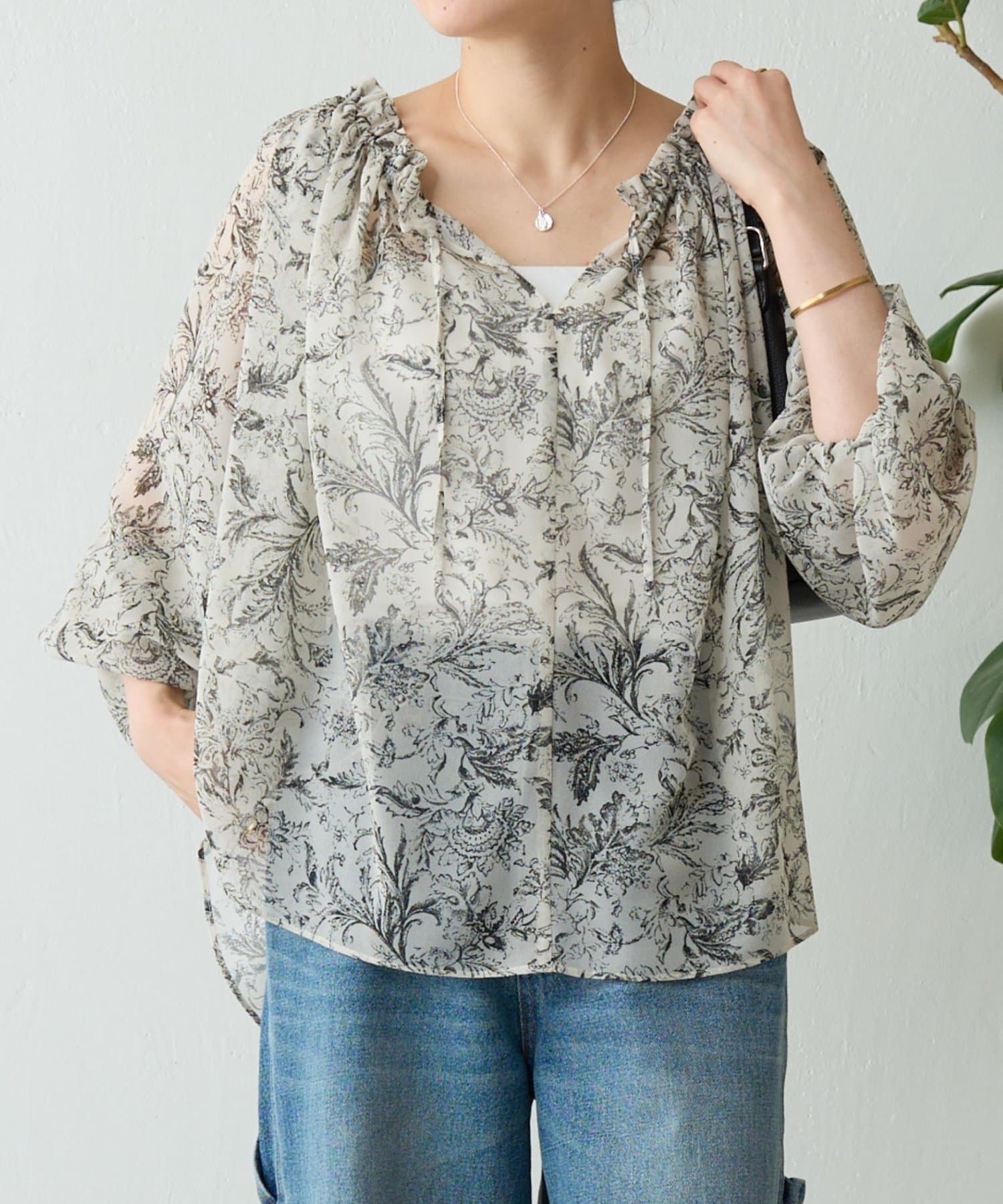 BEARDSLEY(ビアズリー) 更紗柄ギャザーブラウス