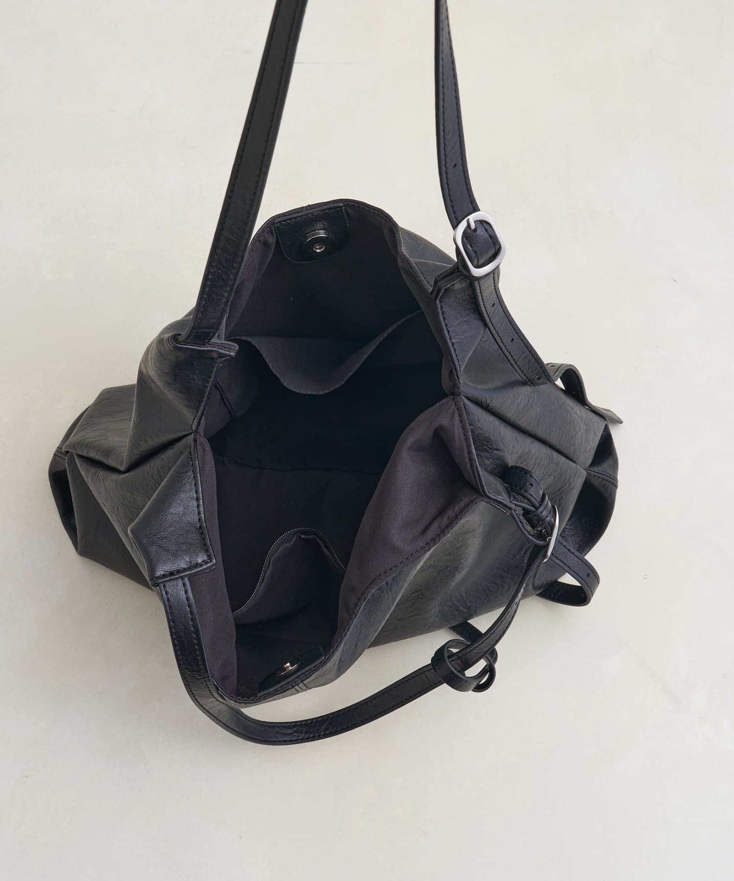 DISCOAT(ディスコート) ロングハンドルショルダートートバッグ