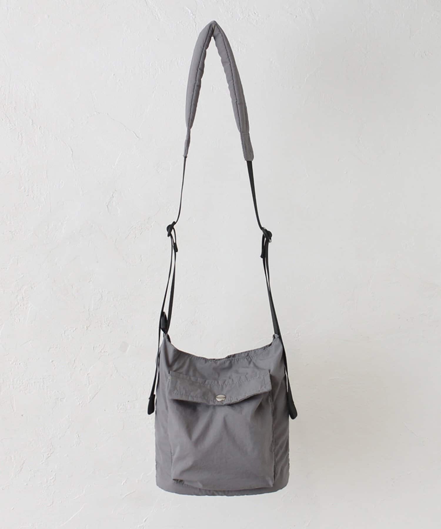 DISCOAT(ディスコート) 【WEB限定】撥水アウトポケットミニショルダーバッグ