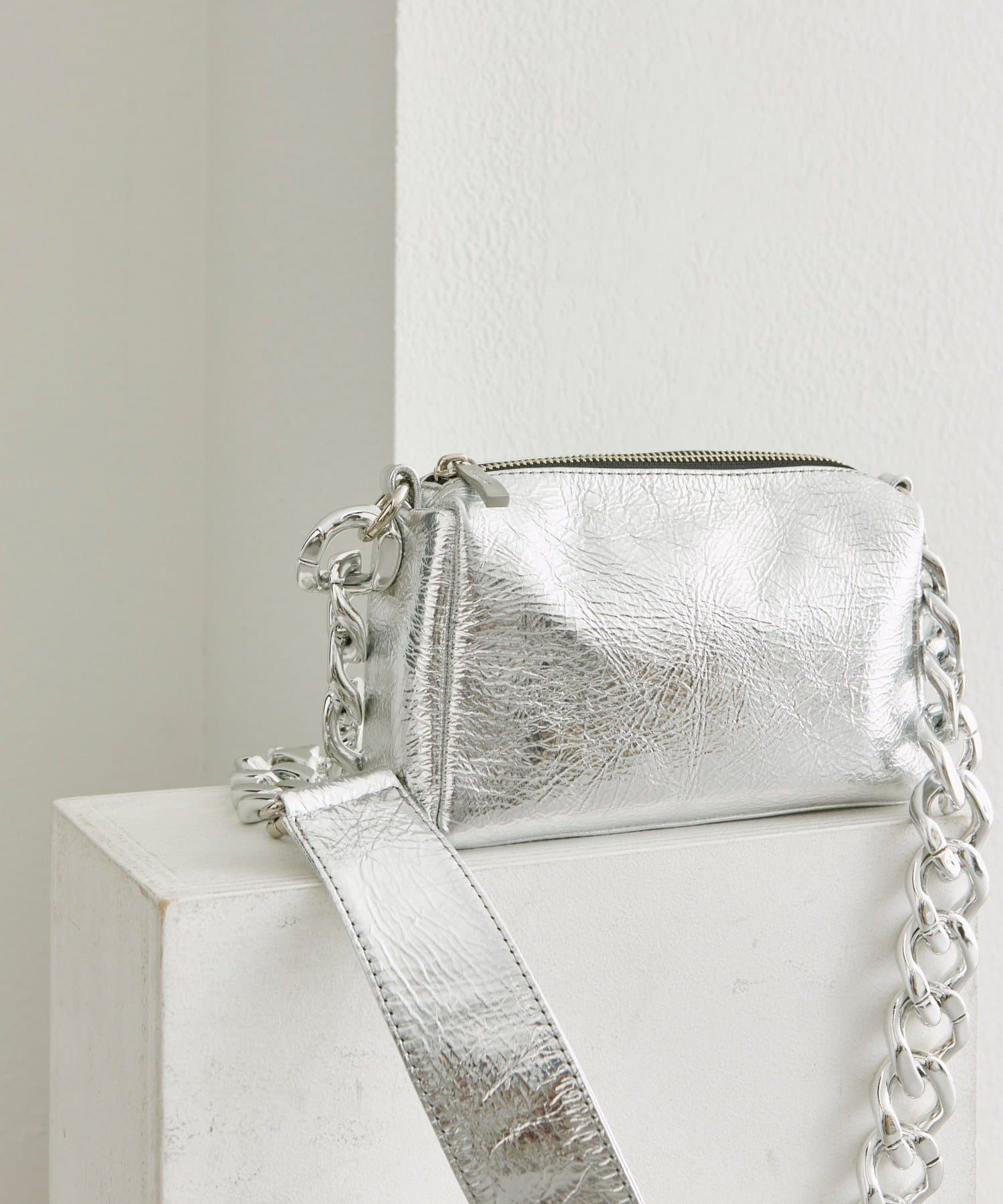 ear PAPILLONNER(イア パピヨネ) 【kawa-kawa(カワカワ)】NO1535 incasマルチWAYポシェット