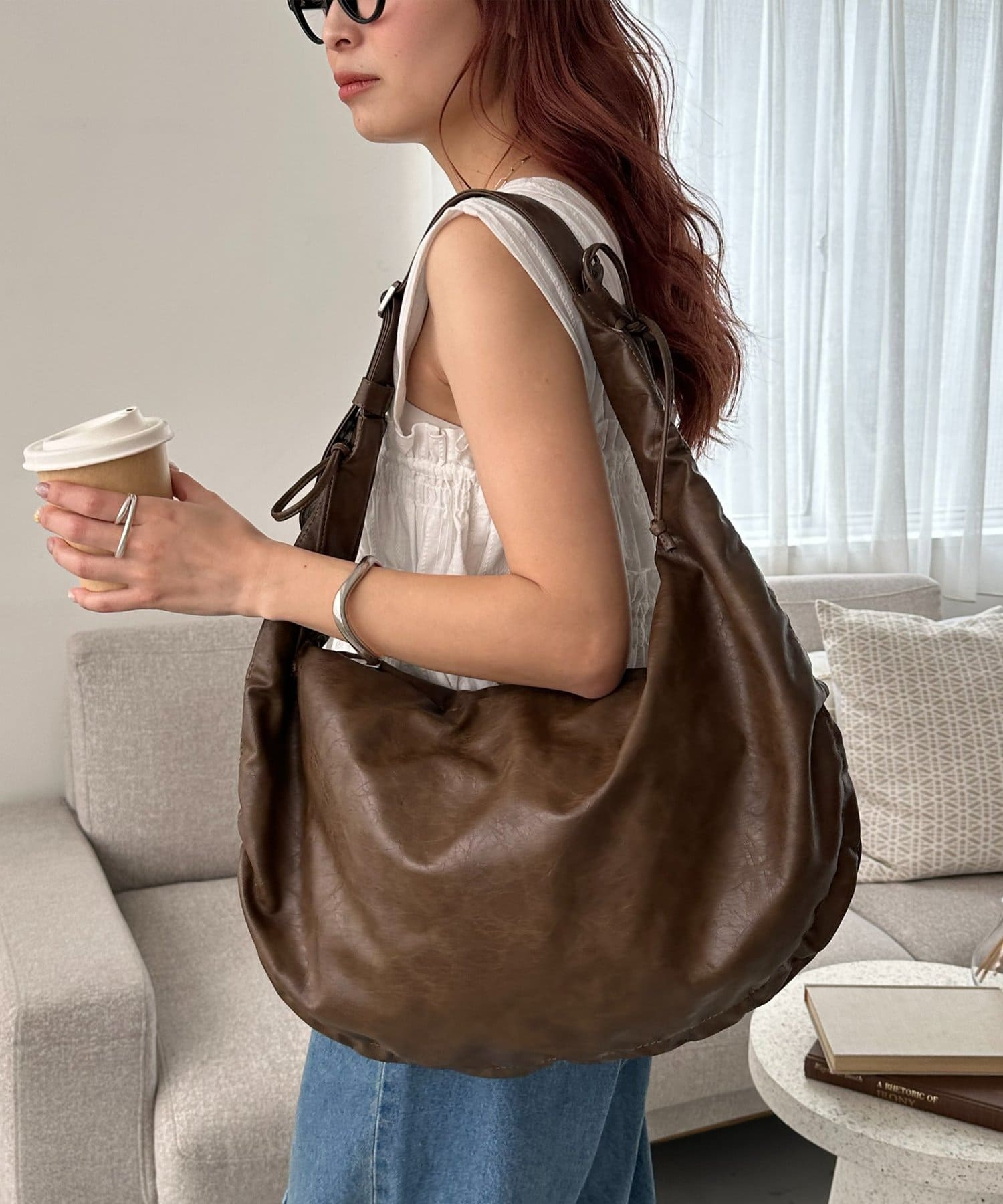 DISCOAT(ディスコート) ギャザーリングビッグショルダーバッグ