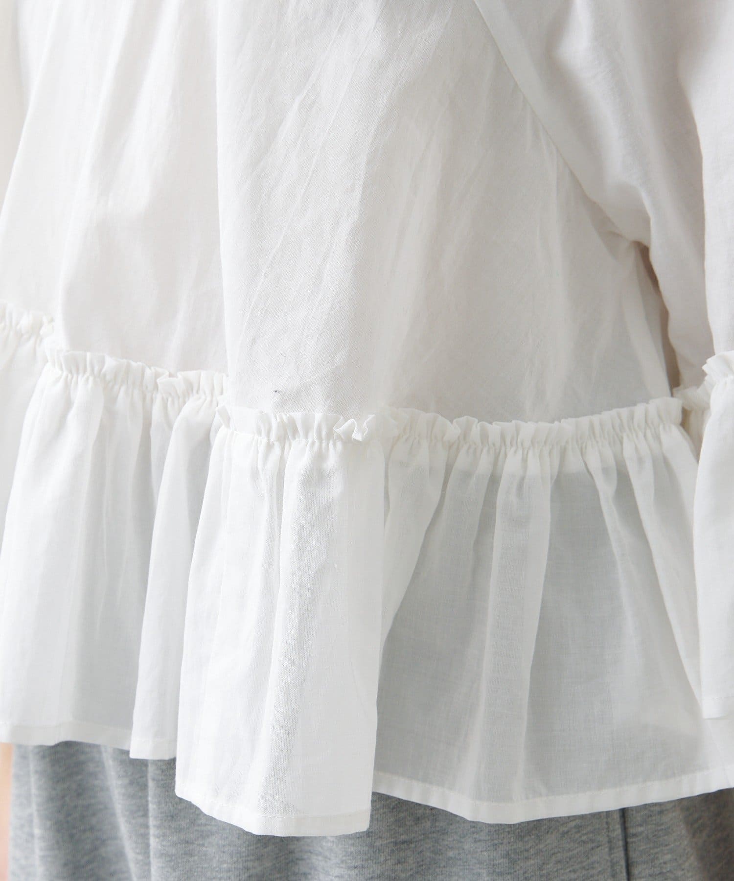 Kastane(カスタネ) 【2.7(土)11:00~2.8(日)ポイントUP開催】バタフライフリルブラウス