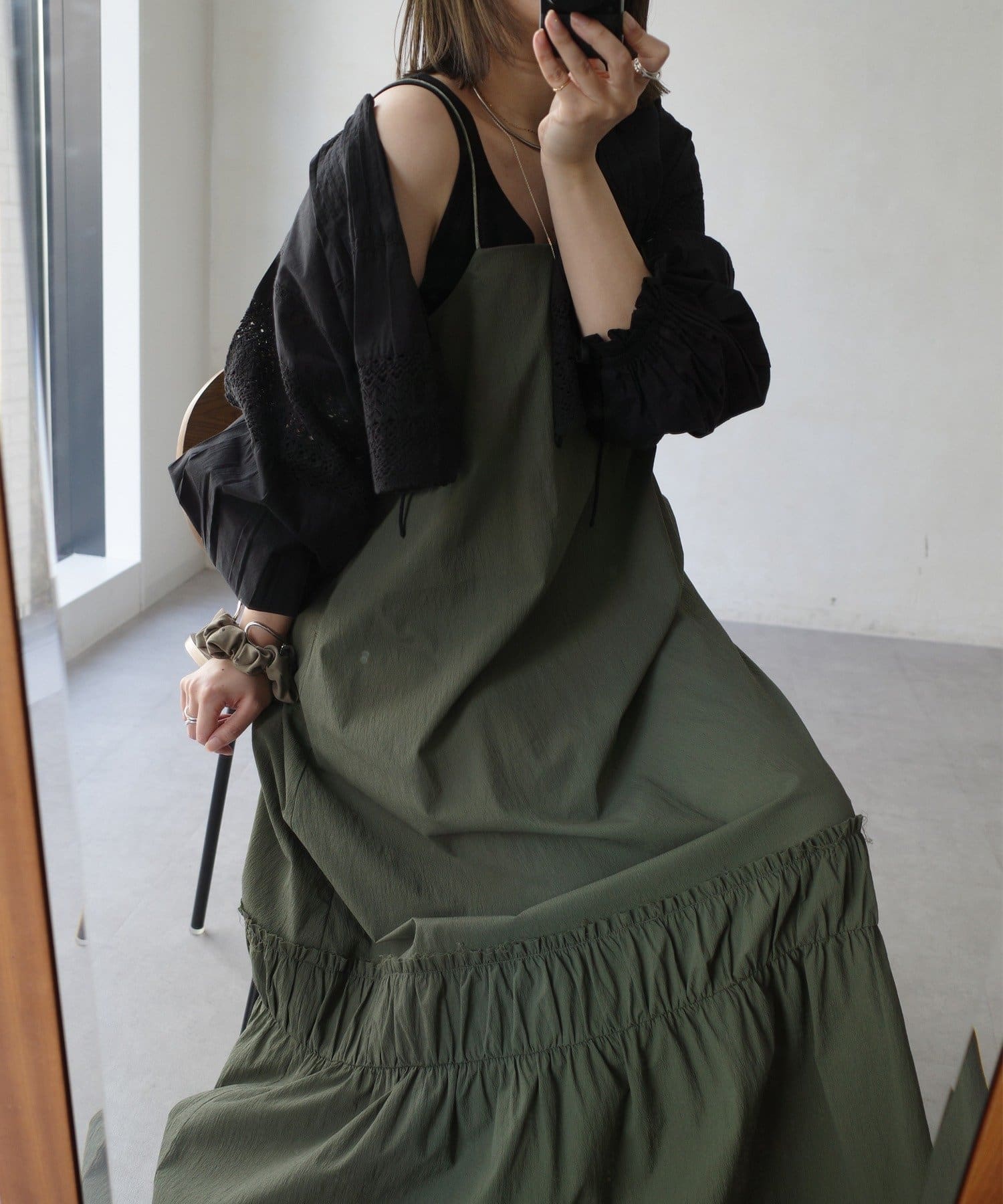 DOUDOU(ドゥドゥ) 【インフルエンサー SAKURA企画】裾ギャザー切替キャミワンピース